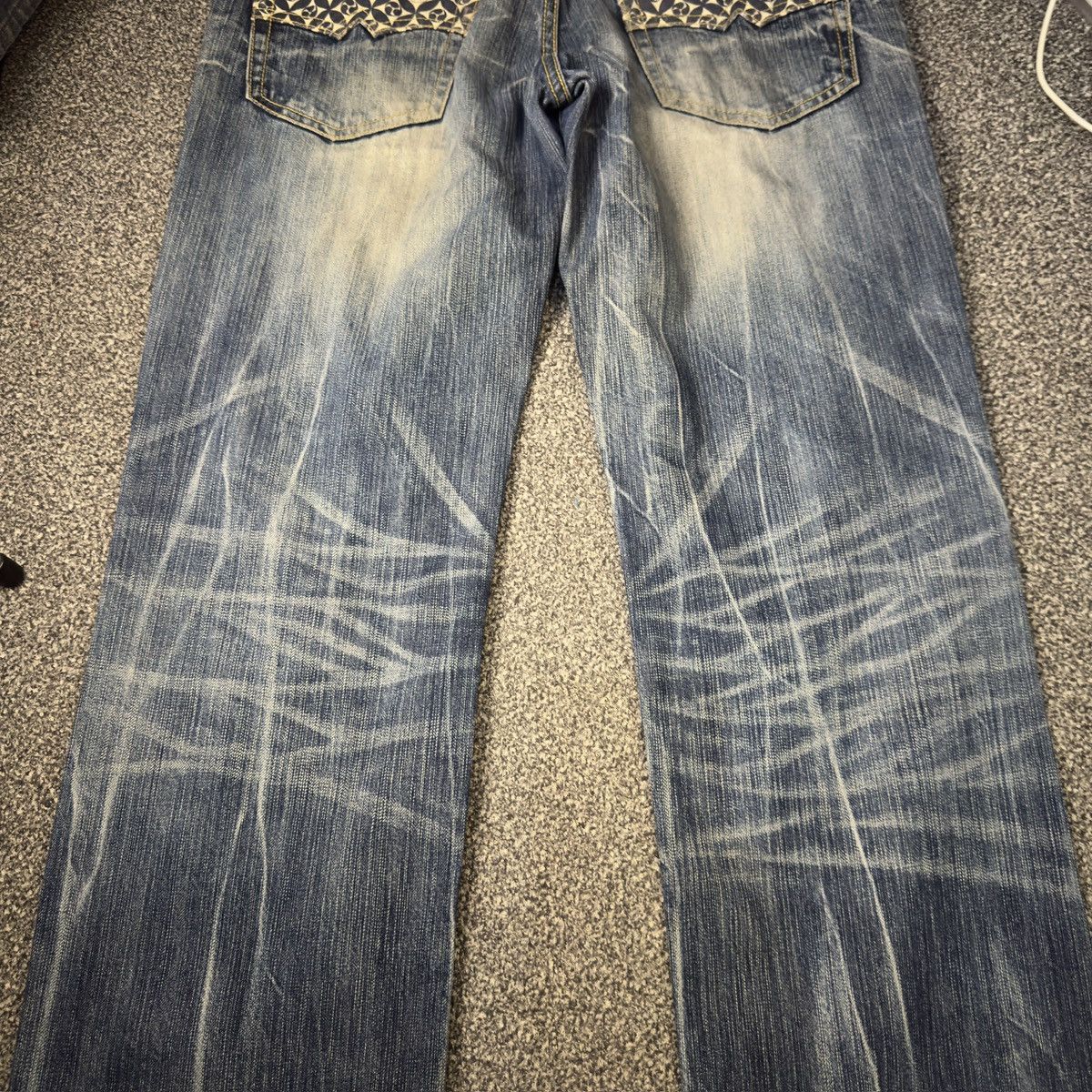 Japanese Brand 🔥🇯🇵 Osaka Big Train Boot Cut Distressed Denim Size US 32 / EU 48 - 12 Thumbnail