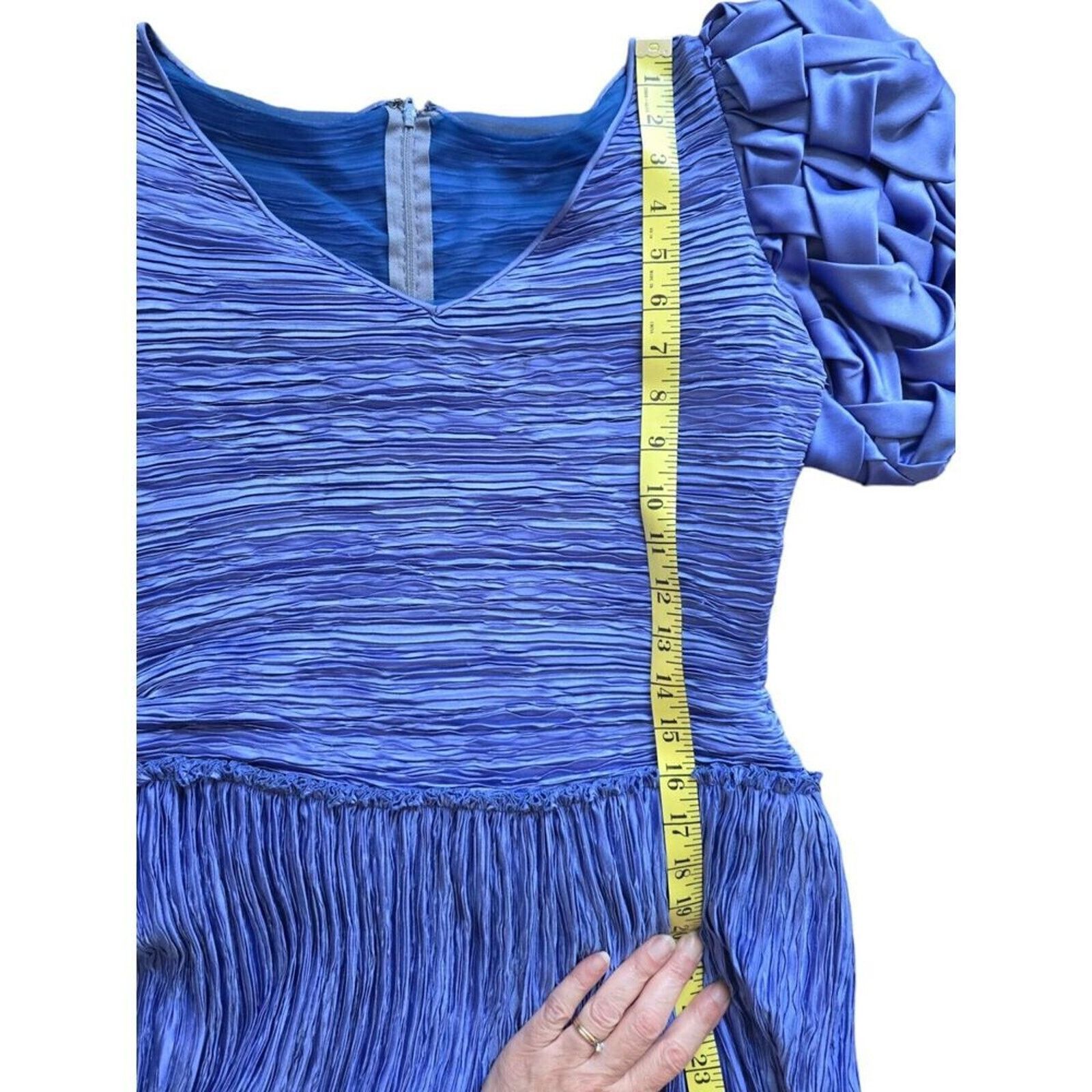 Mary McFadden Vintage Mary McFadden Blue Pleated Plisse dress gown S,M Size S / US 4 / IT 40 - 3 Thumbnail