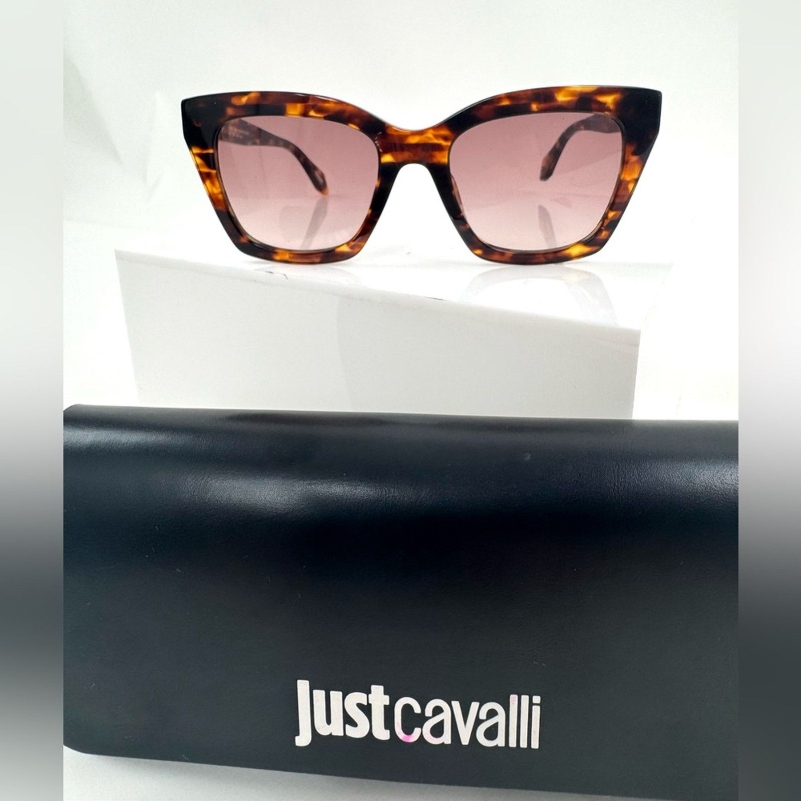 Just Cavalli Just Cavalli, Roberto Cavalli tortoise cat eye sunglasses Size ONE SIZE - 3 Thumbnail