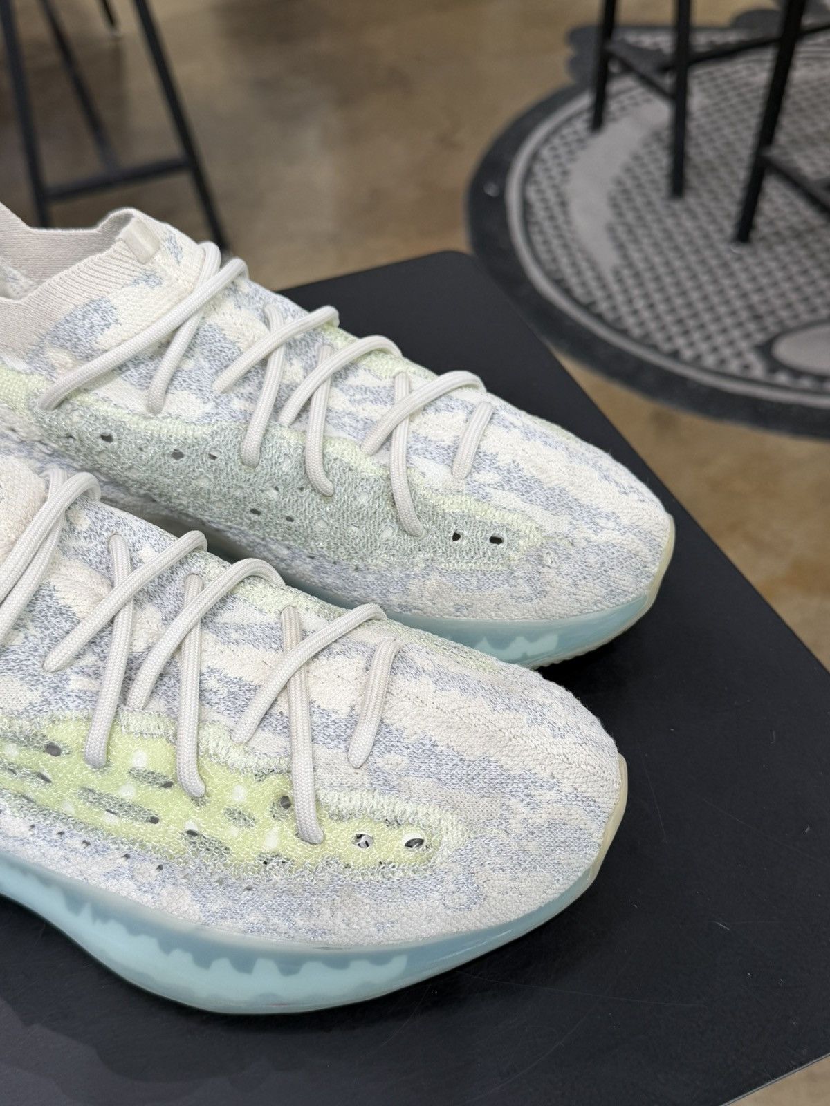 Adidas Yeezy Boost 380 Alien Blue Size 9 (2021) Size US 9 / EU 42 - 8 Thumbnail