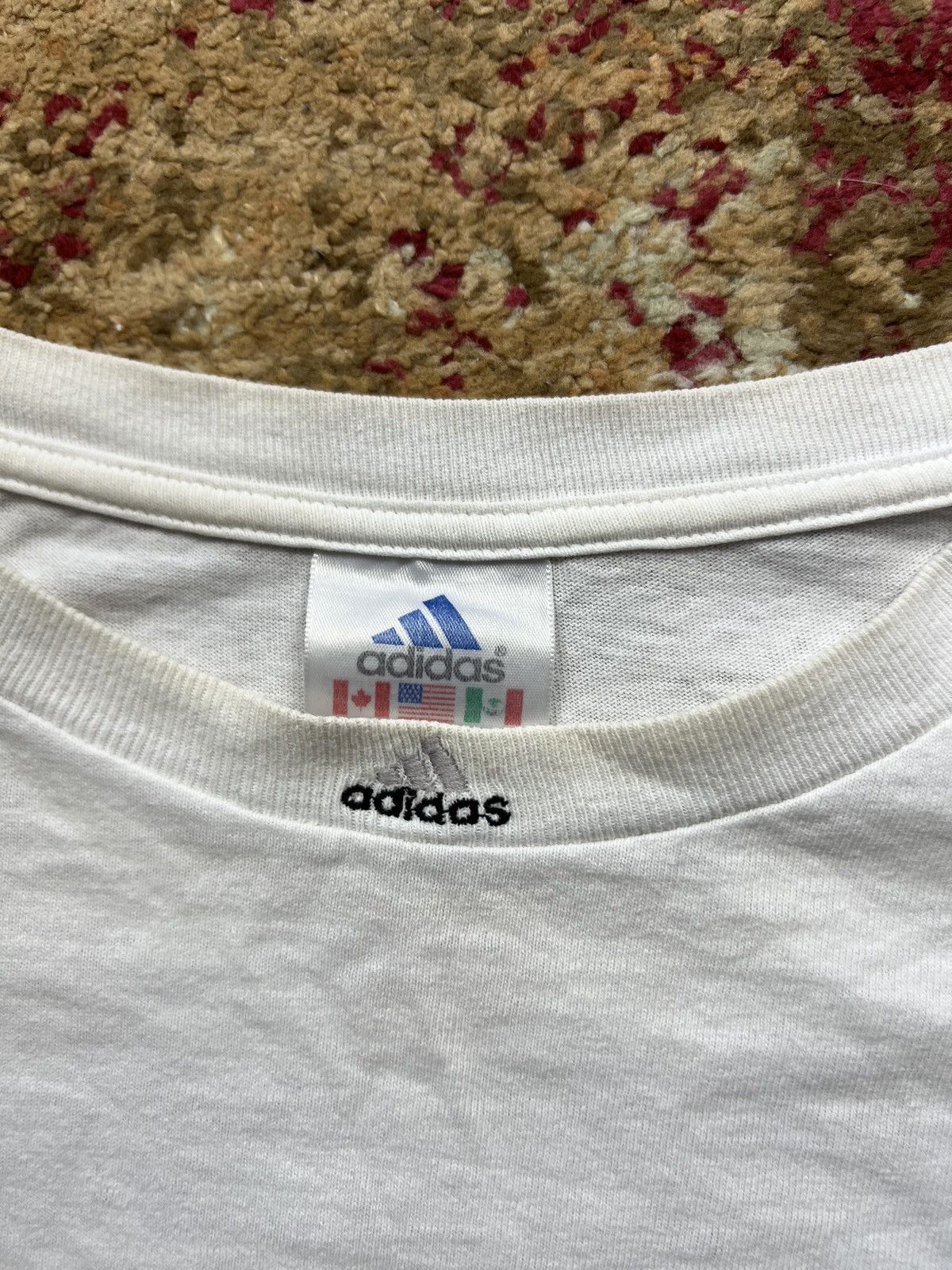 Adidas × Vintage 🕊️ 90’s ADIDAS TEAM RETRO Y2K BIG BACK LOGO TEE Size US M / EU 48-50 / 2 - 7 Thumbnail