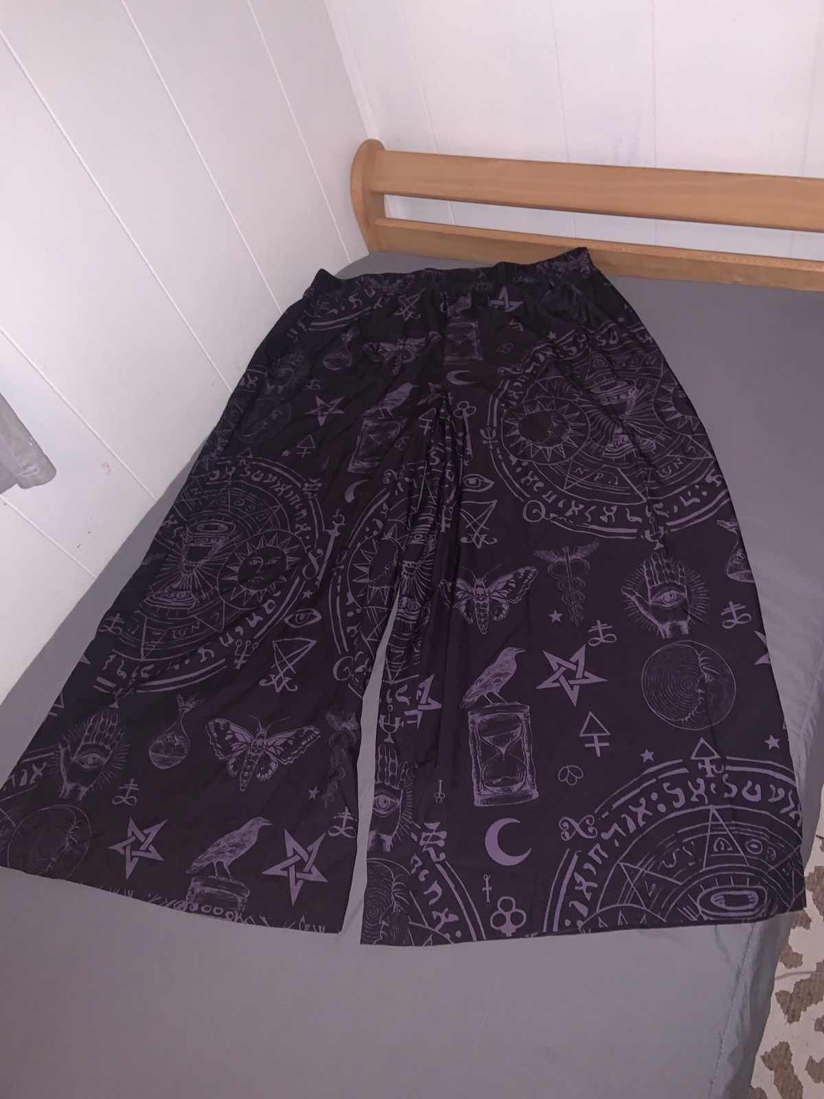 Other Womens - Constellation & Mysterious Print - Wide Leg Pants Size 40" / US 18 - 1 Thumbnail