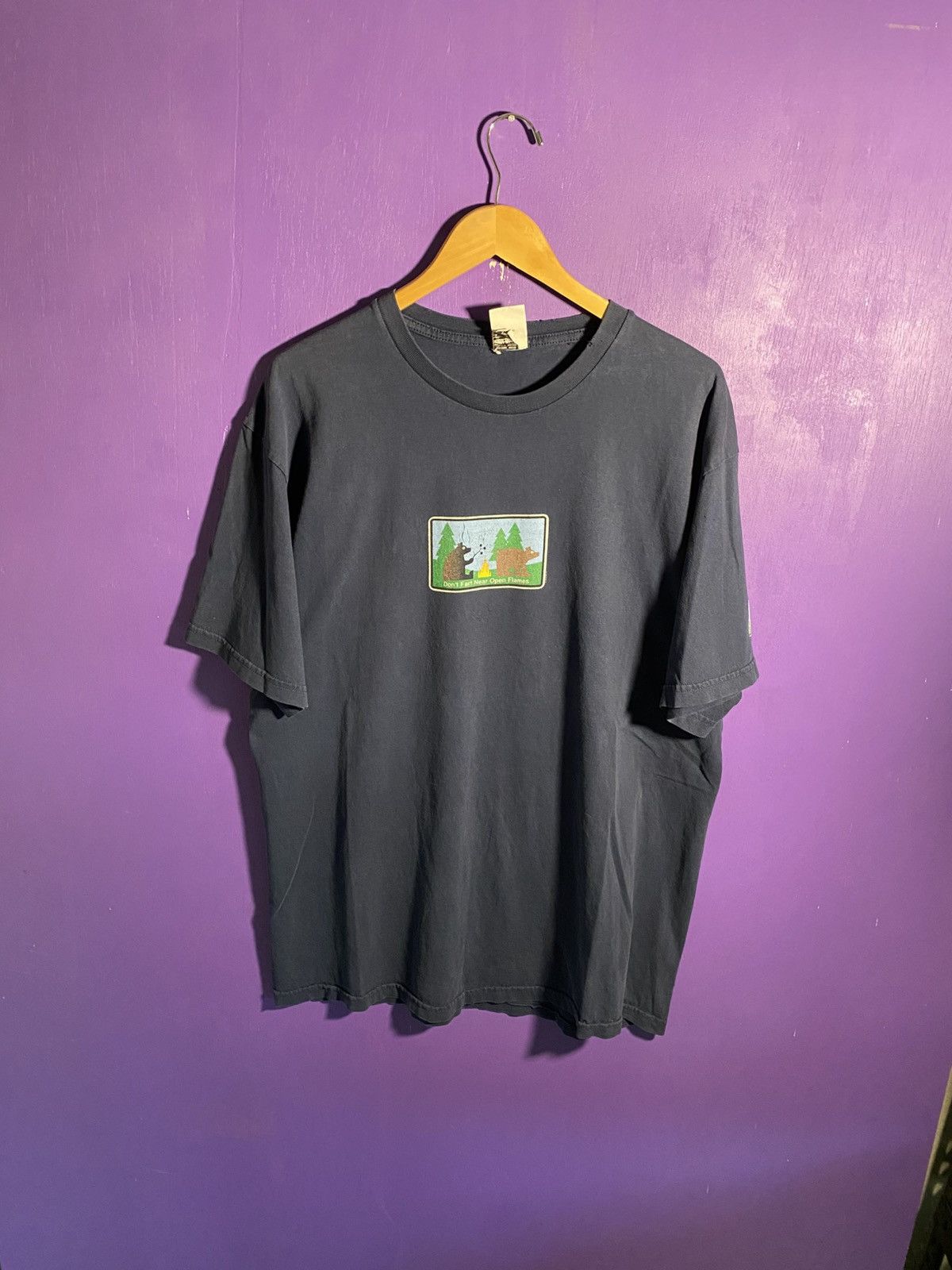Other Vintage 90s dont fart near open flames t-shirt Size US XL / EU 56 / 4 - 1 Thumbnail