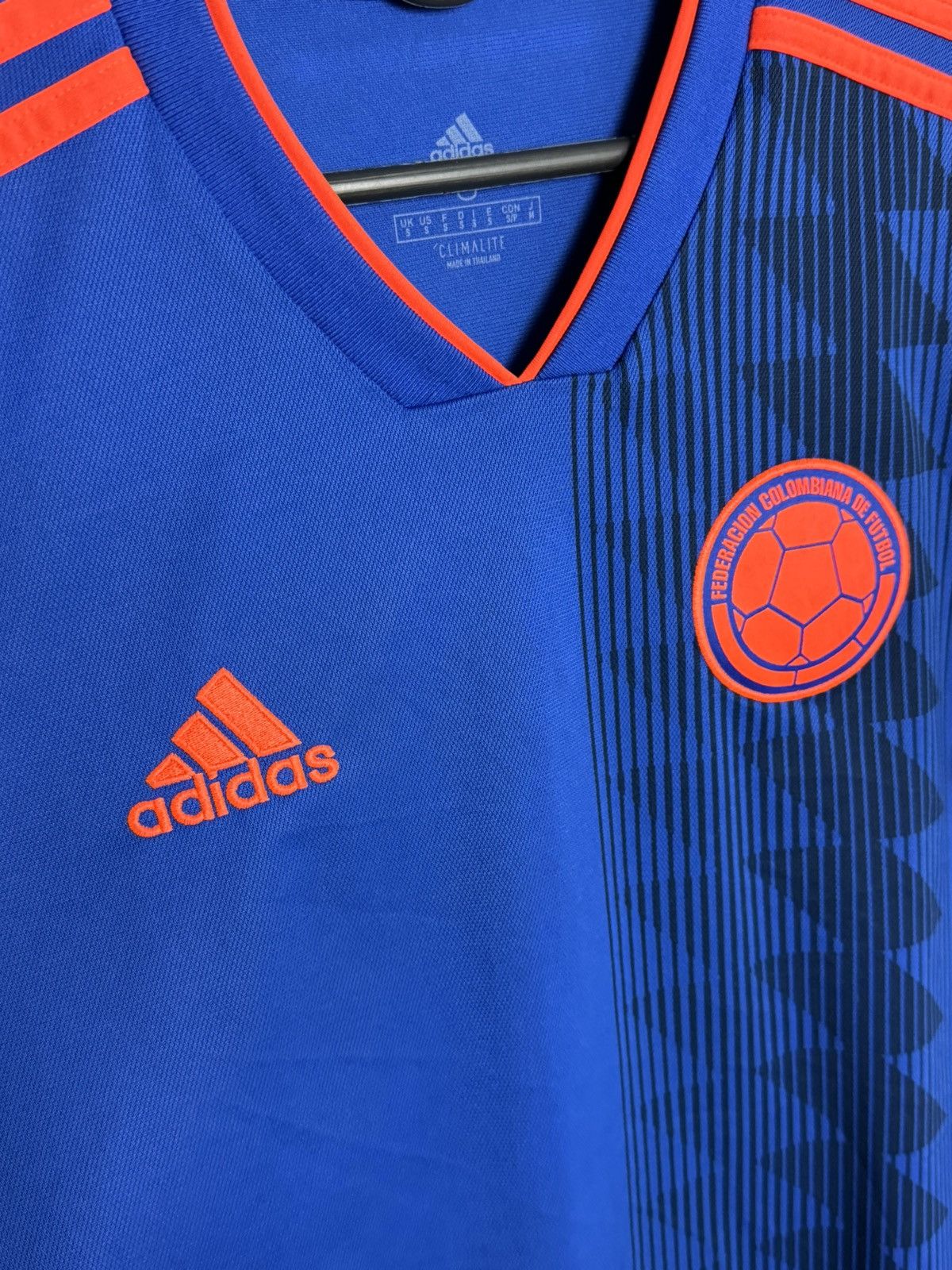 Adidas Colombia National Team 18/19 Away Football Soccer Jersey Size US S / EU 44-46 / 1 - 3 Thumbnail