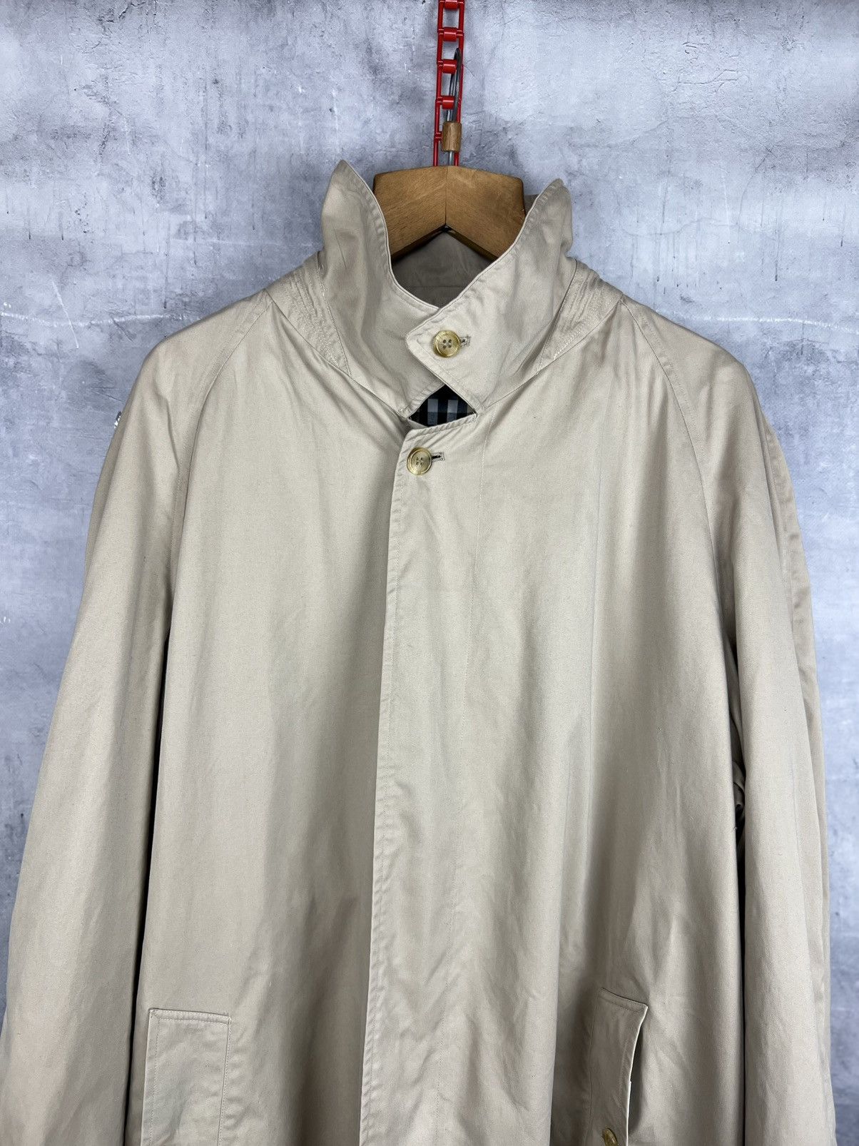 Burberry vintage burberrys nova check trench coat size 54 long Size US L / EU 52-54 / 3 - 13 Thumbnail