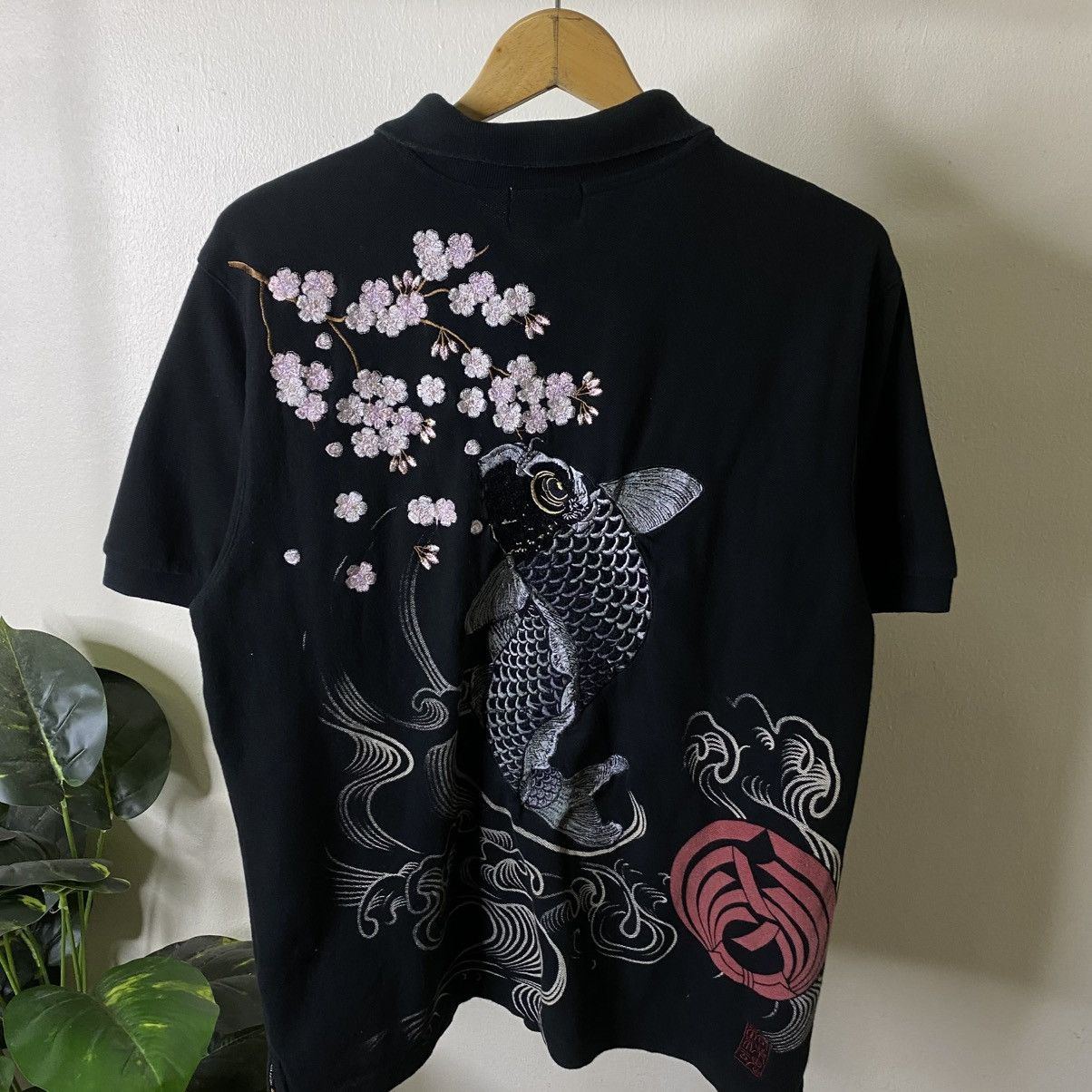 Japanese Brand Karakuri Tamashii Sakura Koi Fish Sukajan Motive T Shirt Size US L / EU 52-54 / 3 - 2 Thumbnail