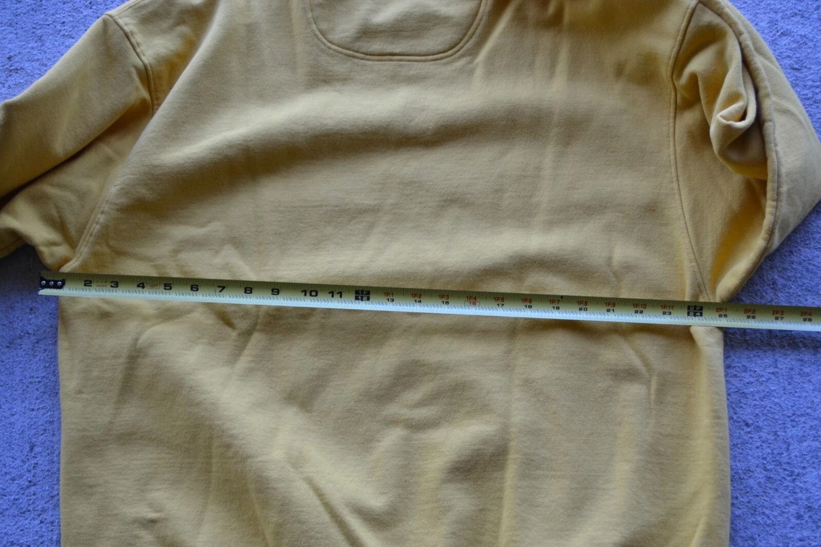 Champion Vintage Champion Yellow crewneck size L y2k Size US XL / EU 56 / 4 - 4 Thumbnail