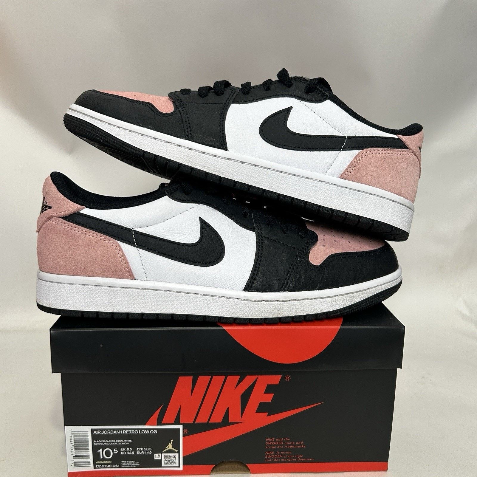 Jordan Brand Nike Air Jordan 1 Retro Low OG “Bleached Coral” Size US 10.5 / EU 43-44 - 1 Thumbnail