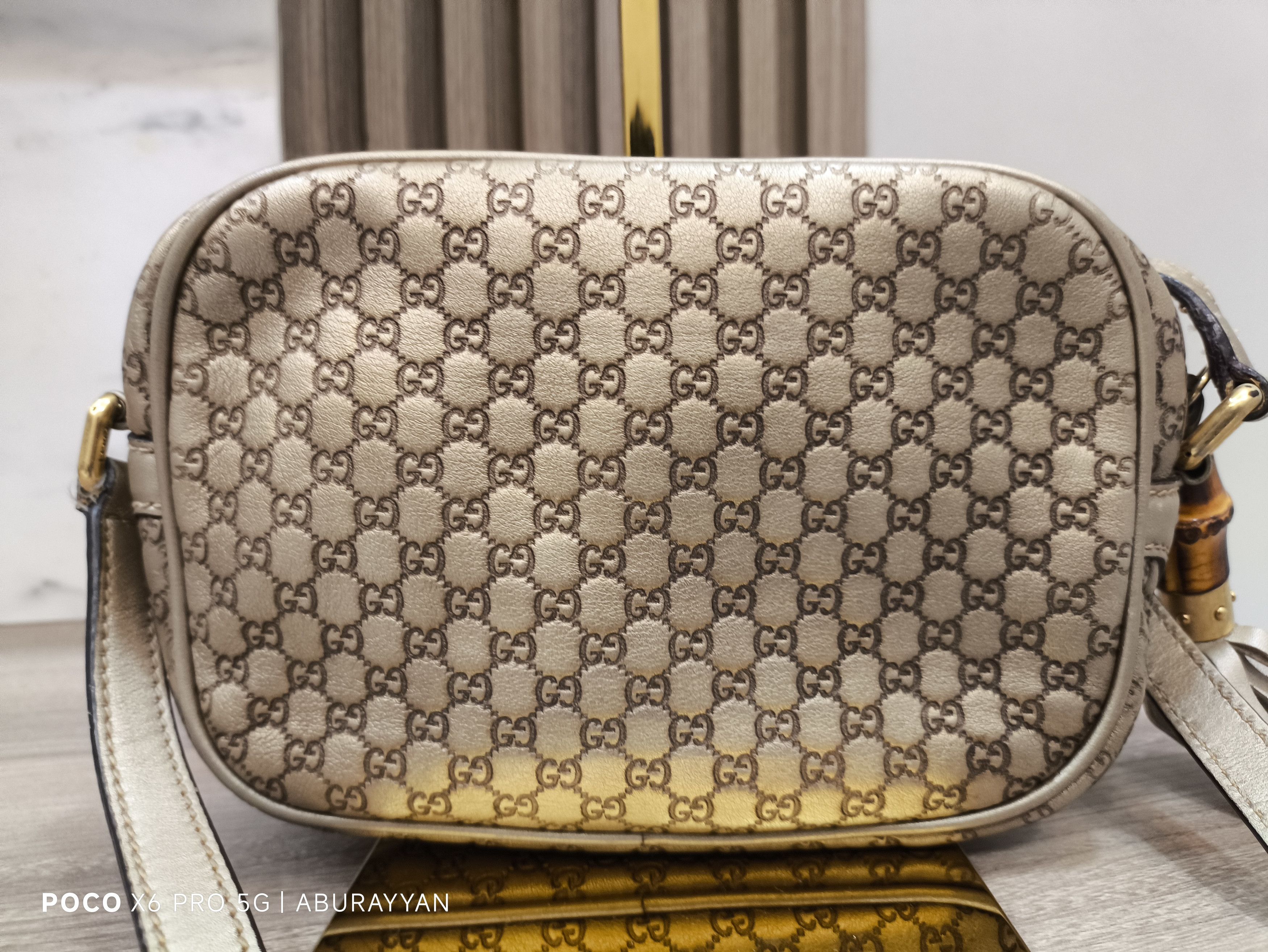 Gucci Gucci Metallic Gold Microguccissima Disco Crossbody Bag Size ONE SIZE - 2 Thumbnail