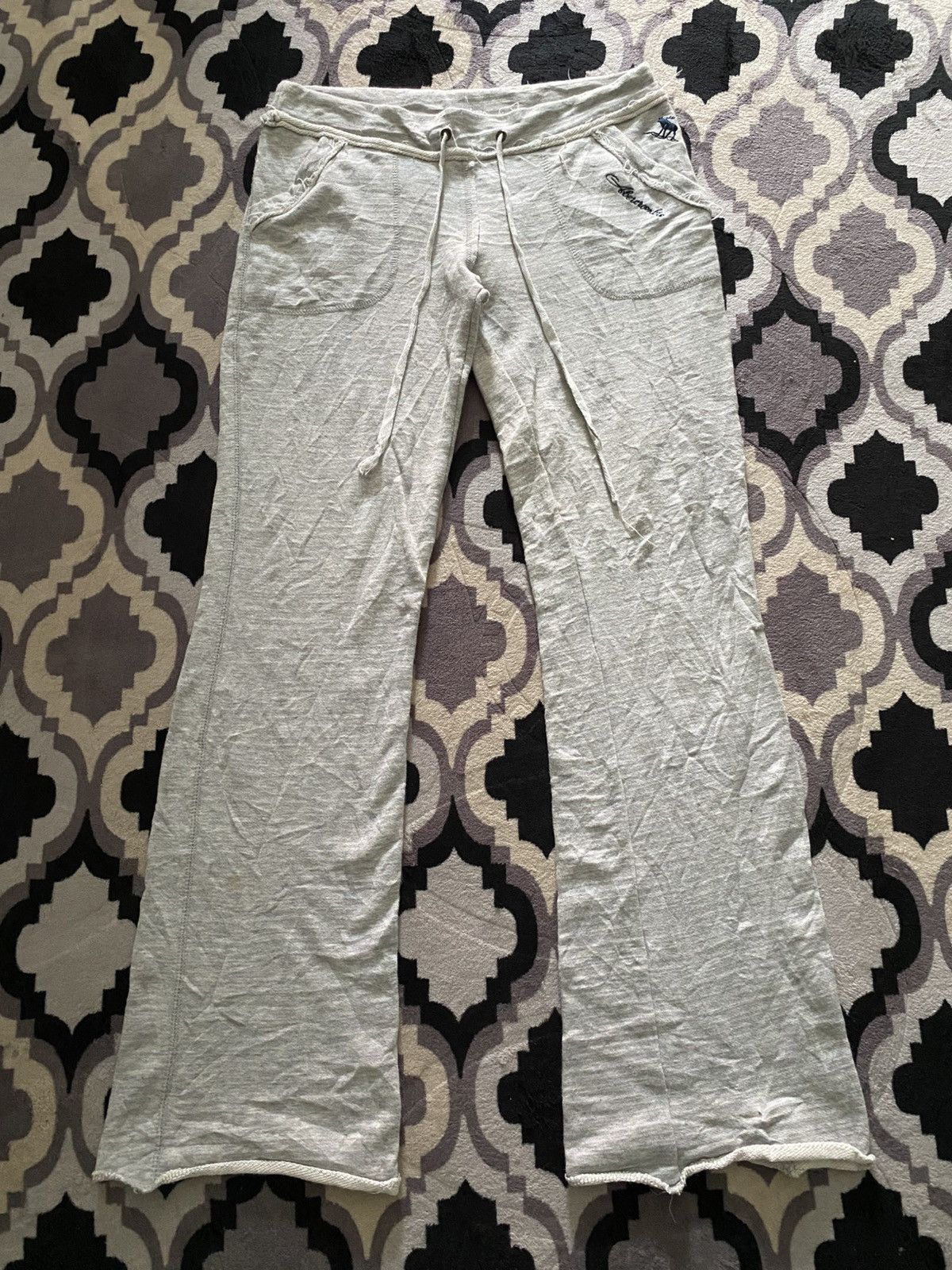 Abercrombie & Fitch Abercrombie distressed flared sweatpants lgb style Size US 28 / EU 44 - 1 Thumbnail