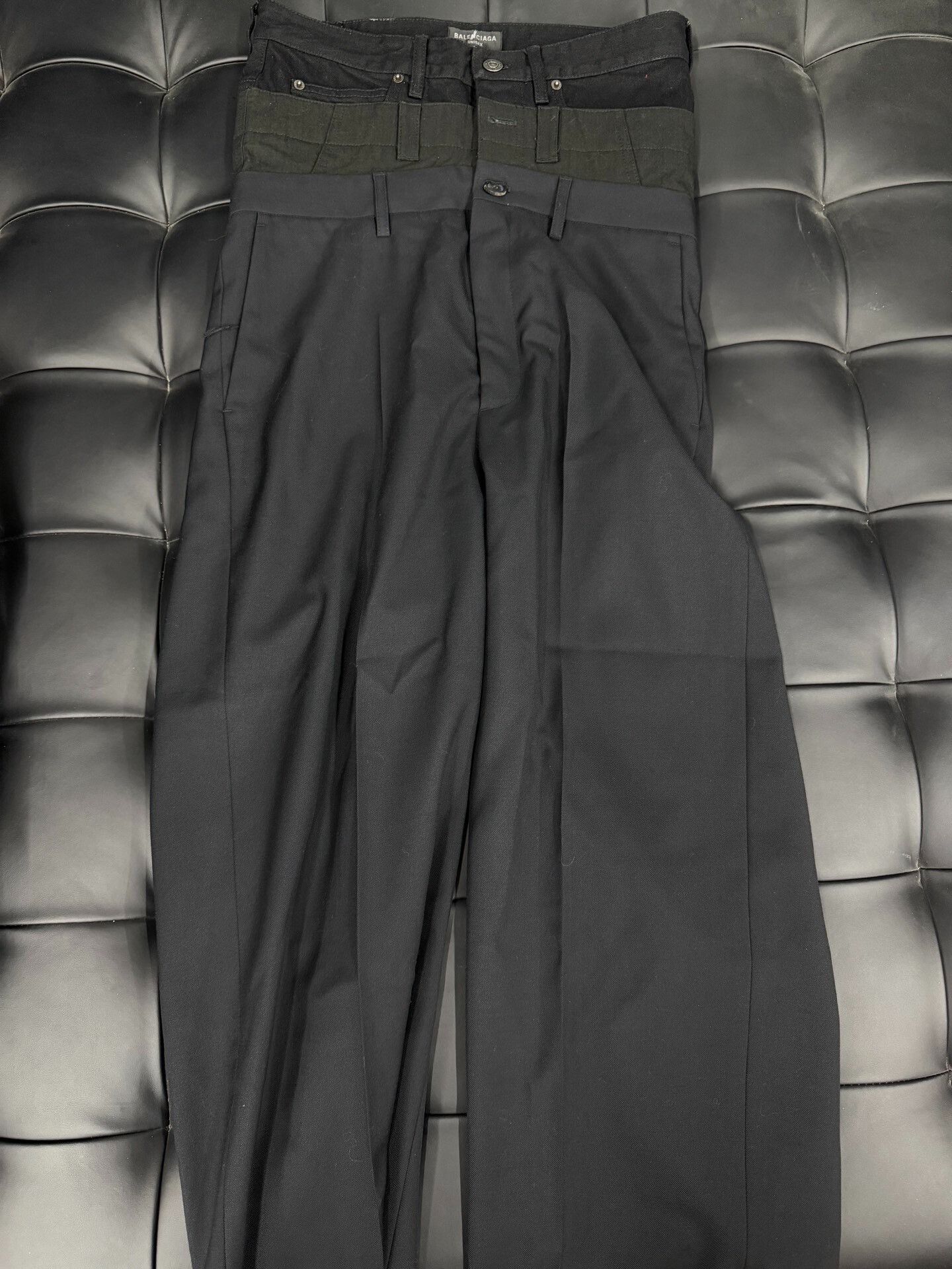 Balenciaga Balenciaga Three-Way Trousers Size US 26 / EU 42 - 1 Thumbnail