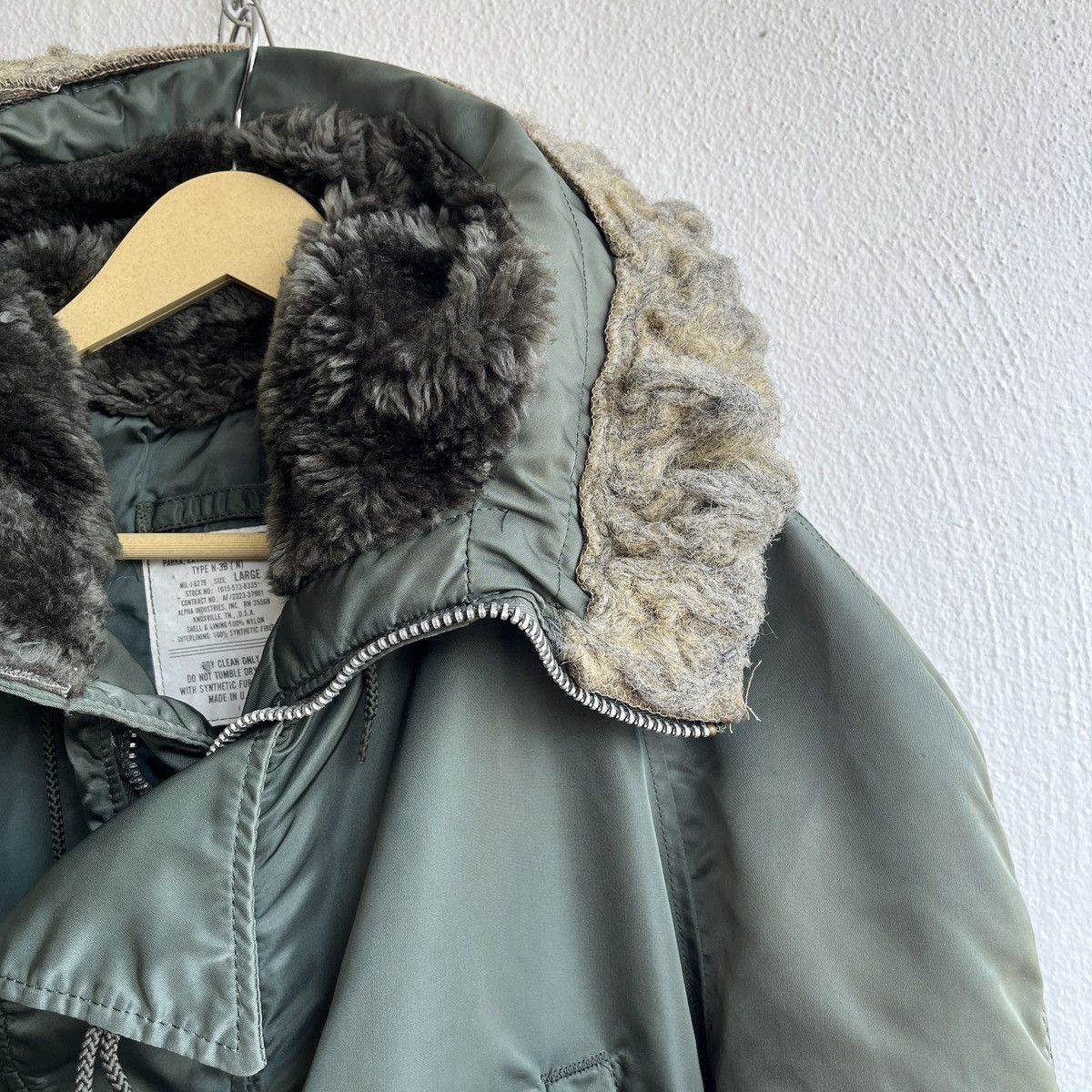 Alpha Industries × Avirex VINTAGE ALPHA INDUSTRIES AVIREX N-3B BOMBER FLIGHT JACKET Size US L / EU 52-54 / 3 - 6 Thumbnail