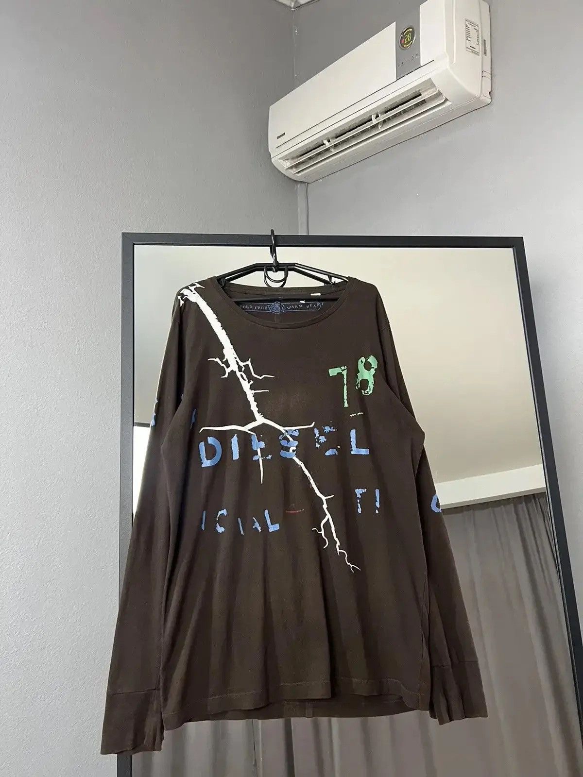 Diesel × Japanese Brand × Vintage Vintage Y2K Diesel gothic Distressed Faded Effect sweater Size US M / EU 48-50 / 2 - 2 Thumbnail