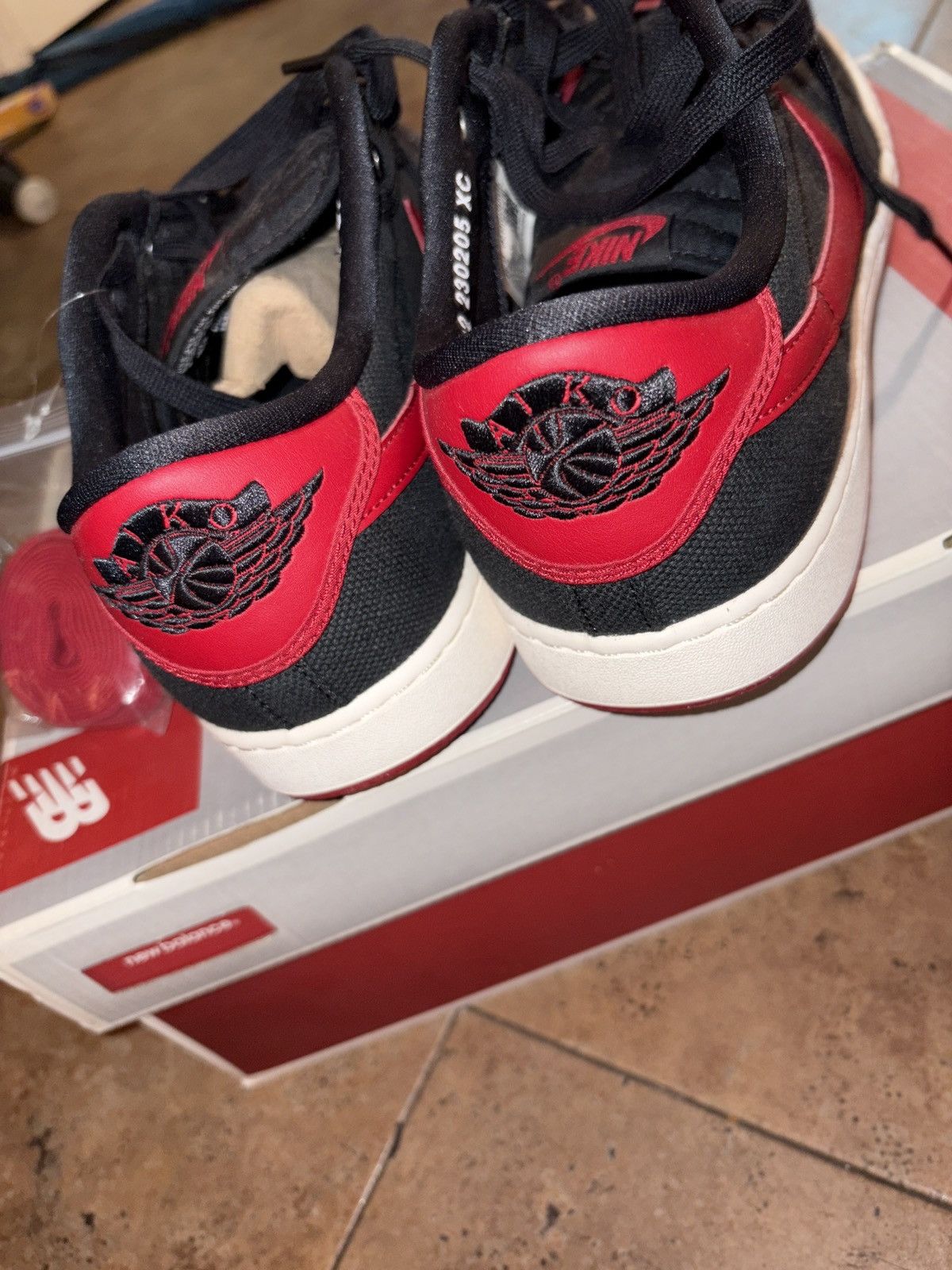 Jordan Brand Nike Air Jordan 1 Retro AJKO Low Bred Varsity Red White Size US 12 / EU 45 - 8 Thumbnail