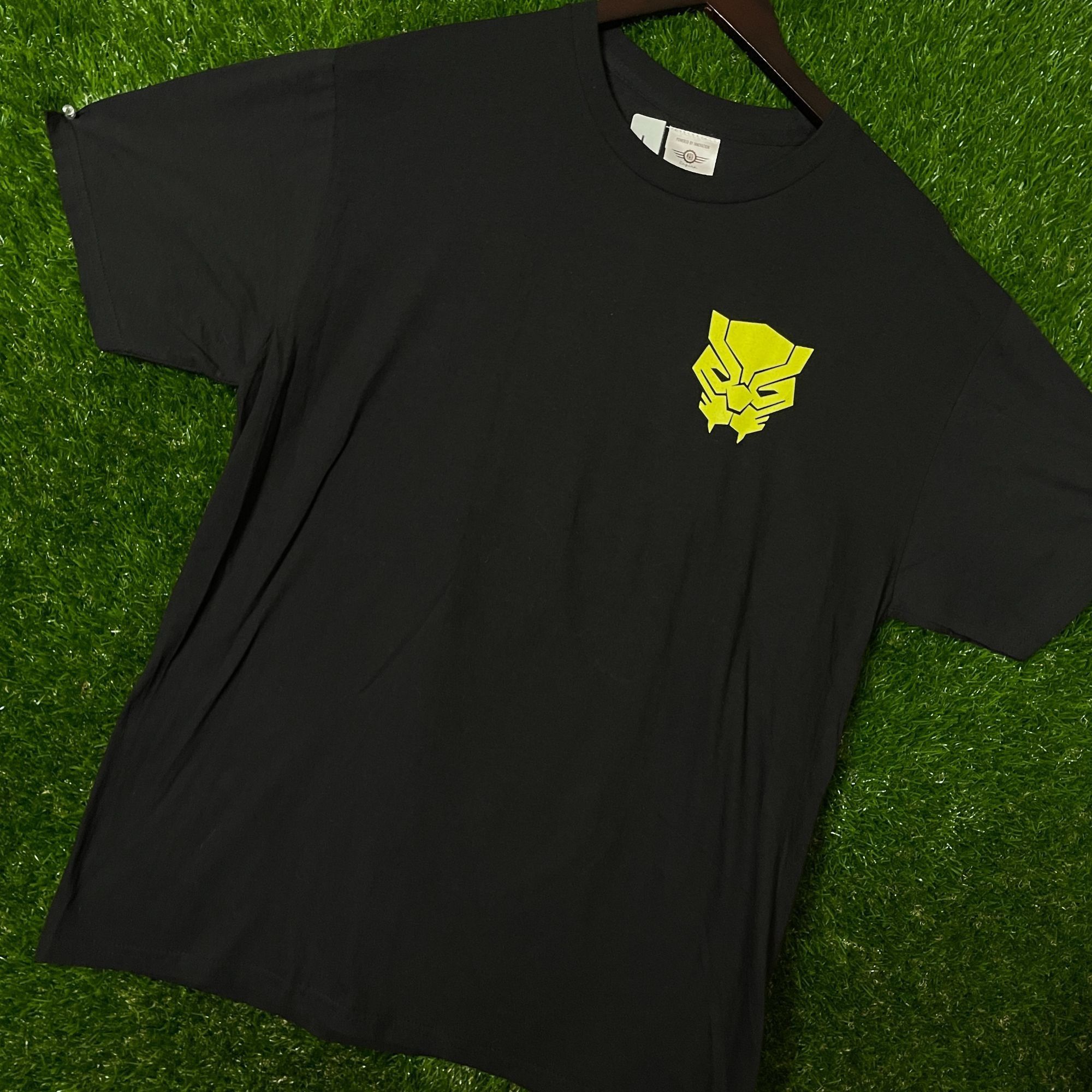 Urban Outfitters Black Panther Comic T-shirt size Large Size US L / EU 52-54 / 3 - 4 Thumbnail