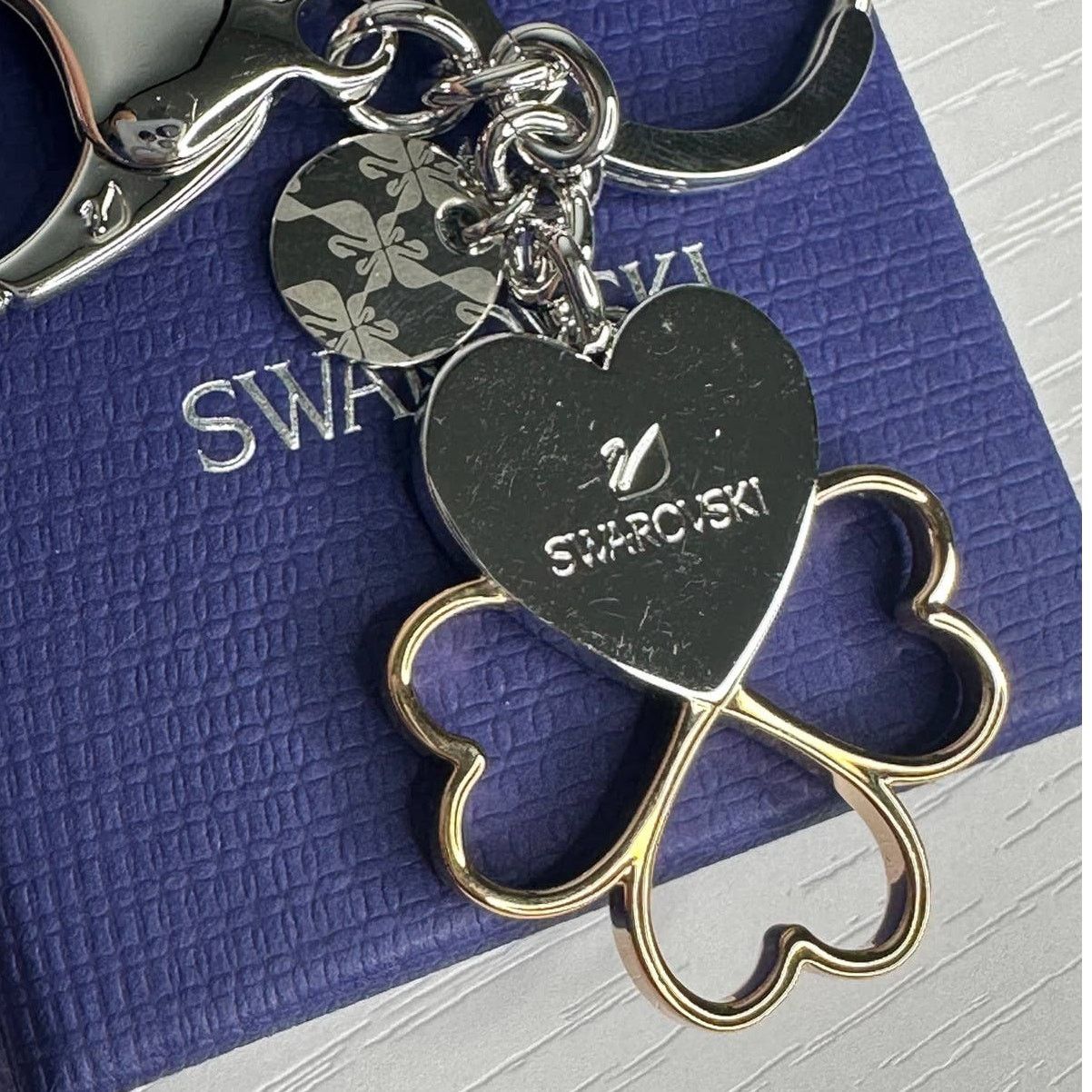Swarovski Swarovski Cupid Heart Leaf Bag Charm Crystals Mixed Size ONE SIZE - 7 Thumbnail