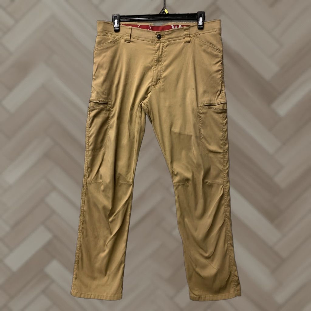 Wrangler Wrangler Straight Fit Stretch Cargo Pants Mens 36 Light Brown 32in Cargo Moisture Wicking Stretch Pants Size US 36 / EU 52 - 1 Thumbnail
