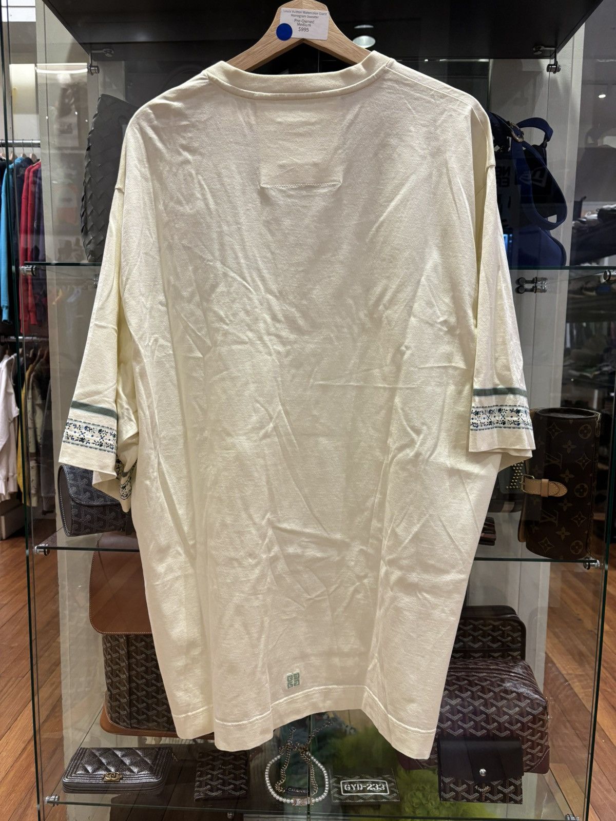 Givenchy Givenchy Embroidered Floral Tee Size US XXL / EU 58 / 5 - 2 Thumbnail