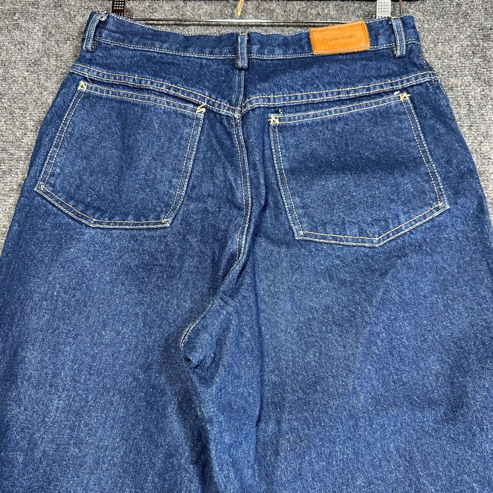 Calvin Klein Calvin Klein Jeans Womens 14 High Rise Mom Jean Tapered Leg Blue Cotton Blend 5-Pocket Denim Buttons Zipper Pockets Size 36" / US 14 / IT 50 - 7 Thumbnail