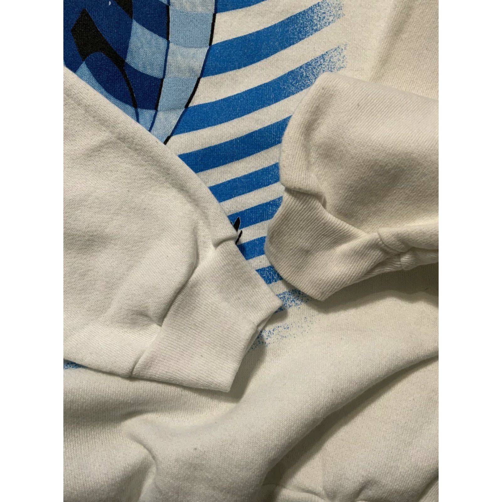 Tultex VINTAGE Tultex Looney Tunes Taz Tasmanian Devil True Blue Crewneck Sweatshirt XL Men White 90s Pullover I? Size US XL / EU 56 / 4 - 4 Thumbnail