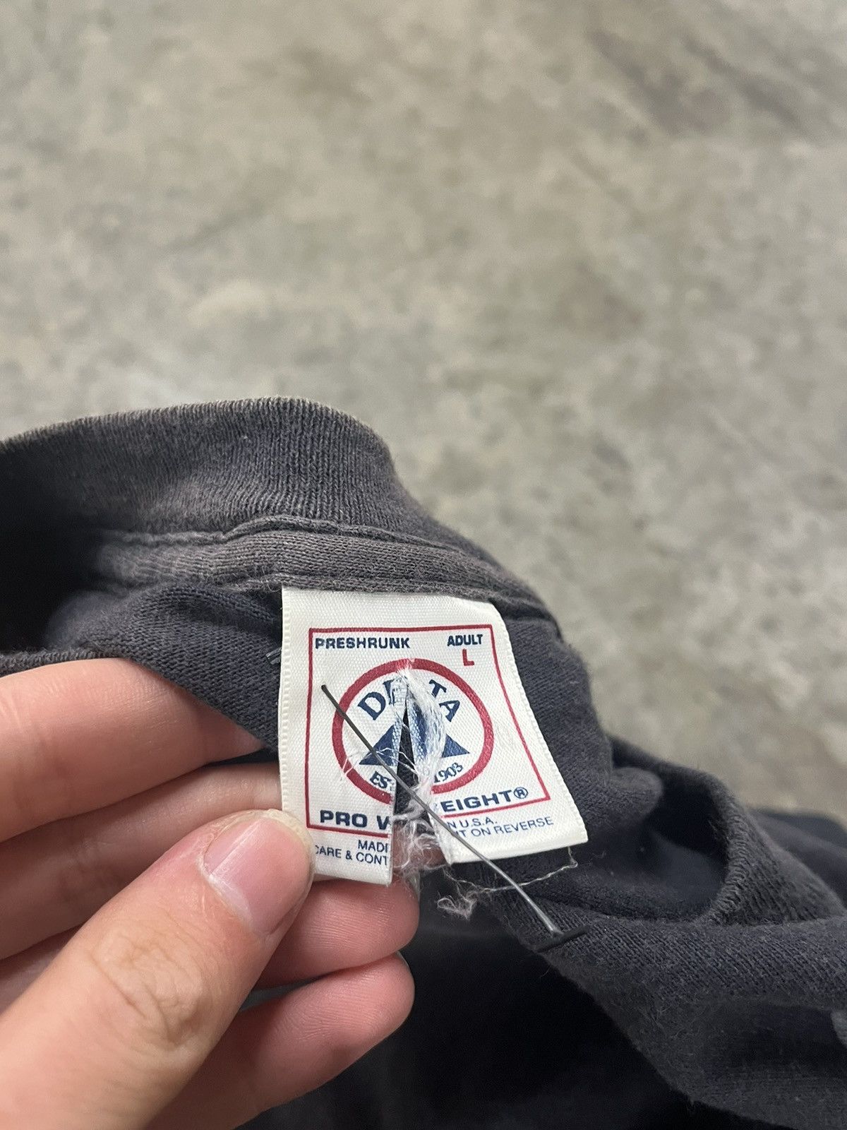 Nike × Vintage Nike 90s vintage shirt perfectly sun faded spell out hype Size US L / EU 52-54 / 3 - 10 Thumbnail