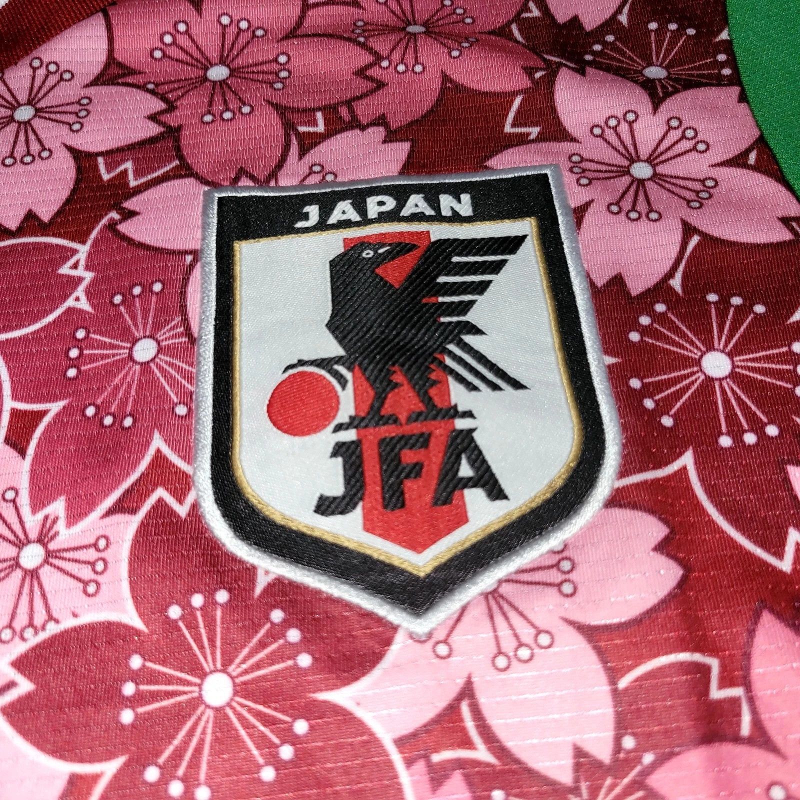Other RARE Japan Soccer Jersey ÿ Pink Flowers Concept Edition Size US L / EU 52-54 / 3 - 3 Thumbnail