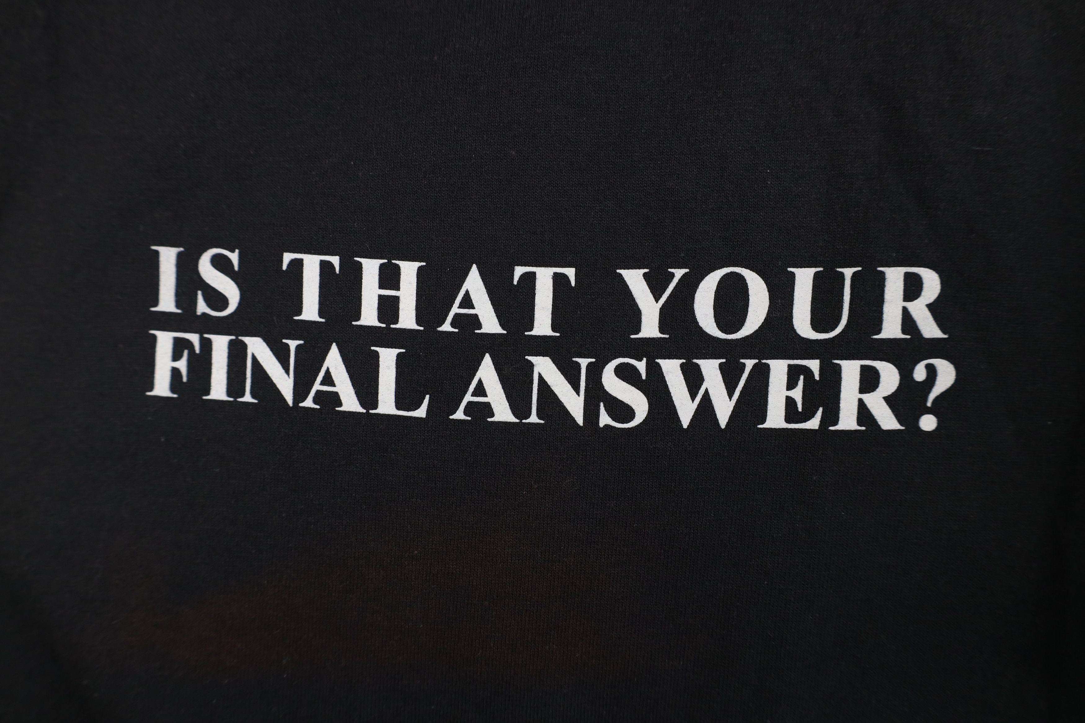 Vintage Vintage 90s Who Wants to Be A Millionaire Is T-Shirt Size US M / EU 48-50 / 2 - 4 Thumbnail