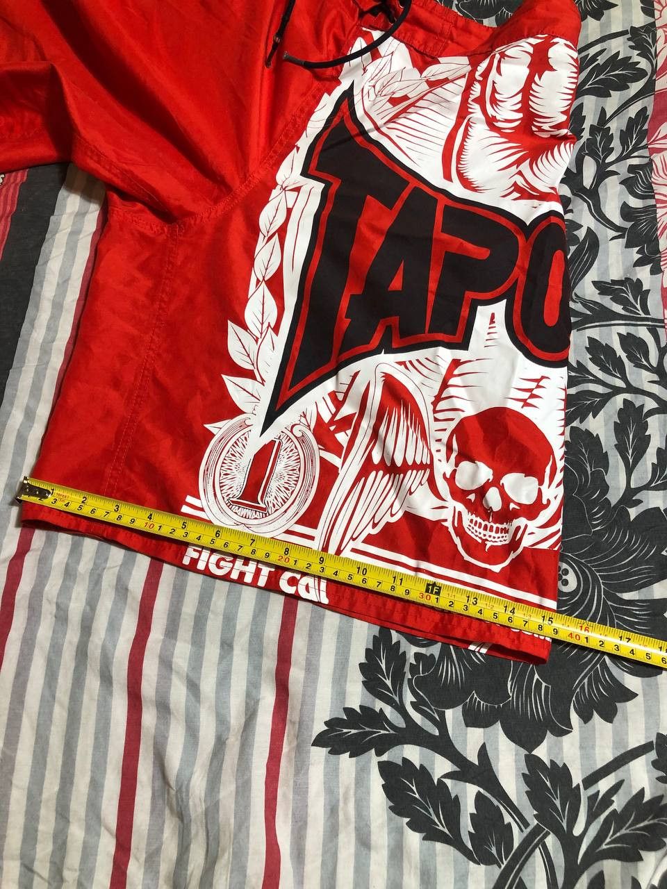 Vintage Crazy Y2K Tapout Basketball shorts Size US 36 / EU 52 - 8 Thumbnail