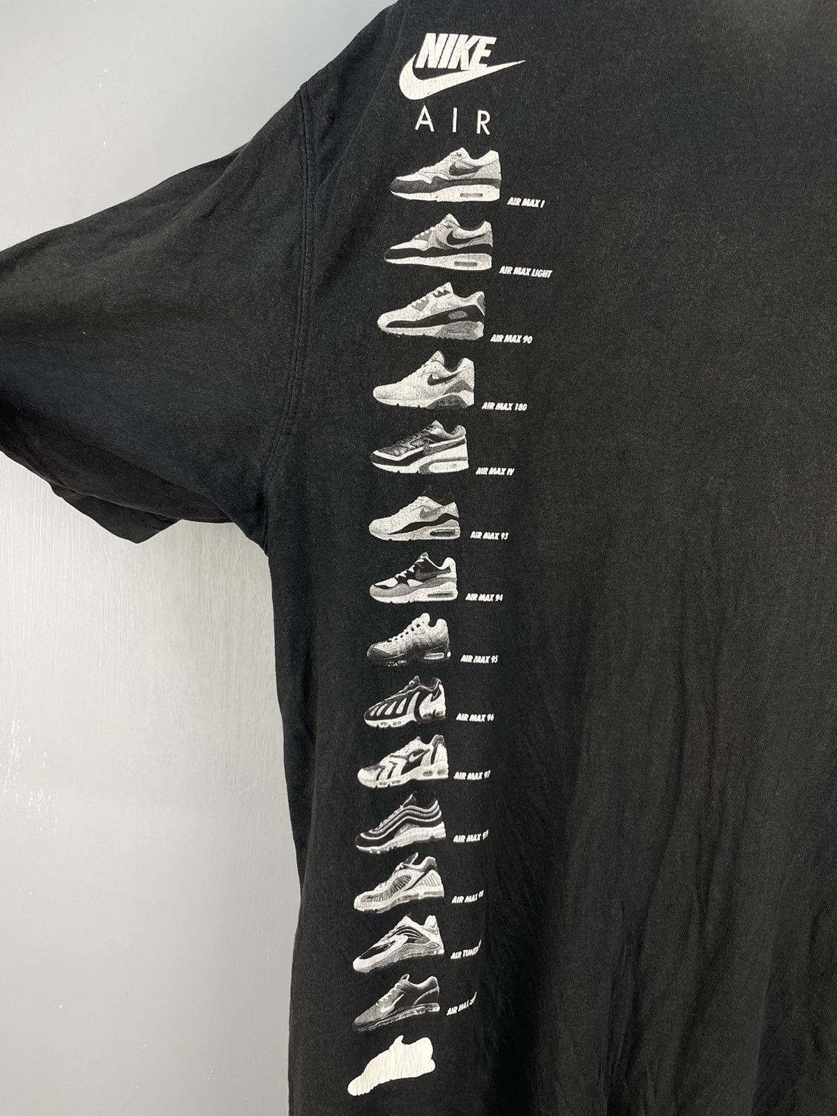 Nike Vintage Y2K Nike Air Max t shirt Size US XL / EU 56 / 4 - 4 Thumbnail