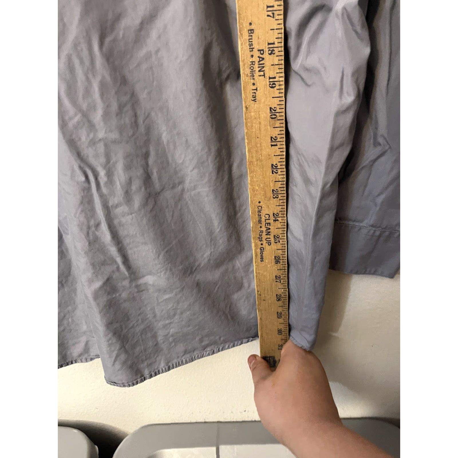 Calvin Klein Calvin Klein Shirt Men Dress Shirt Reg Fit 15.5 Gray Solid Button Back to Front? Size 40R - 4 Thumbnail