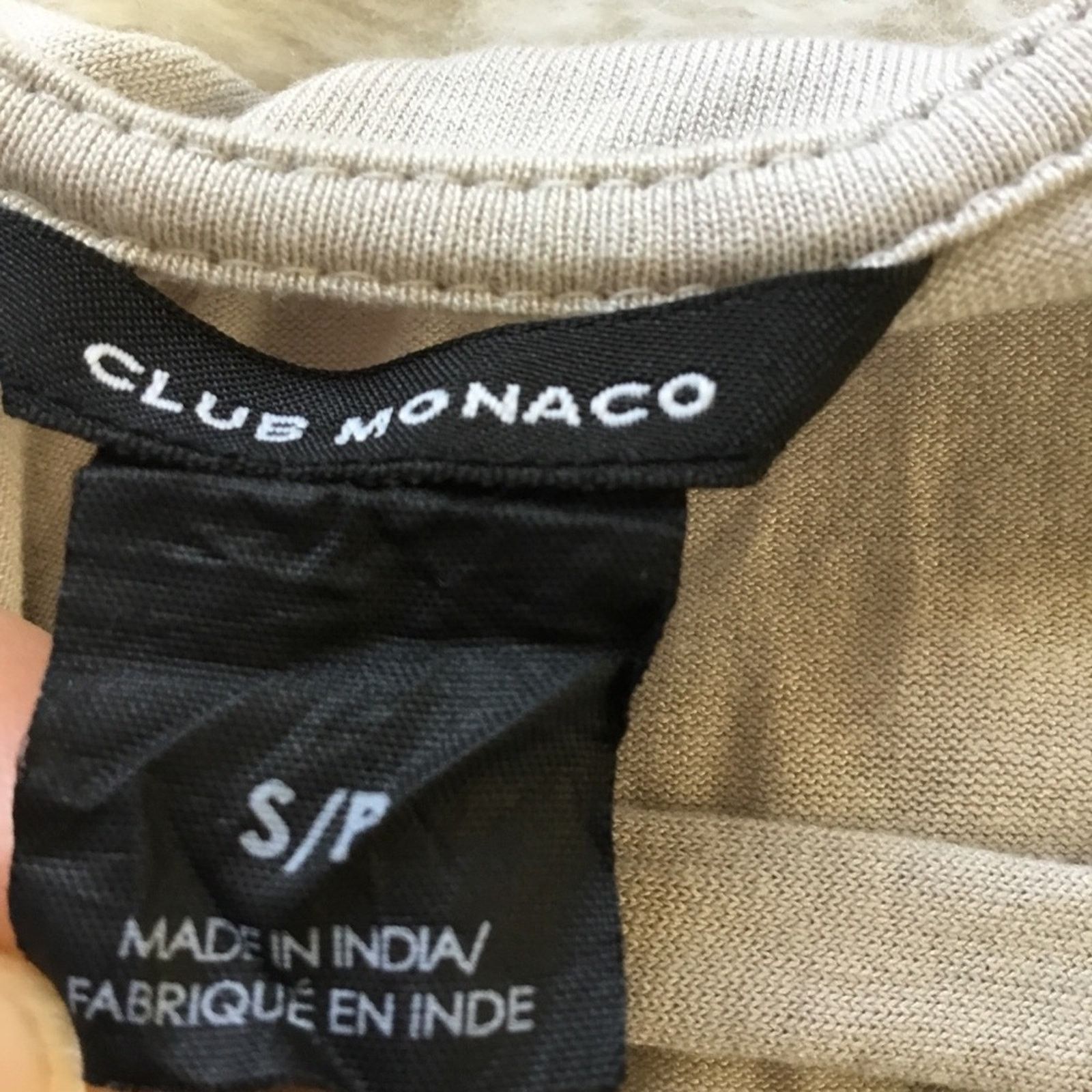 Club Monaco Club Monaco Light Gray Asymmetrical Sequined Top Size S / US 4 / IT 40 - 14 Thumbnail