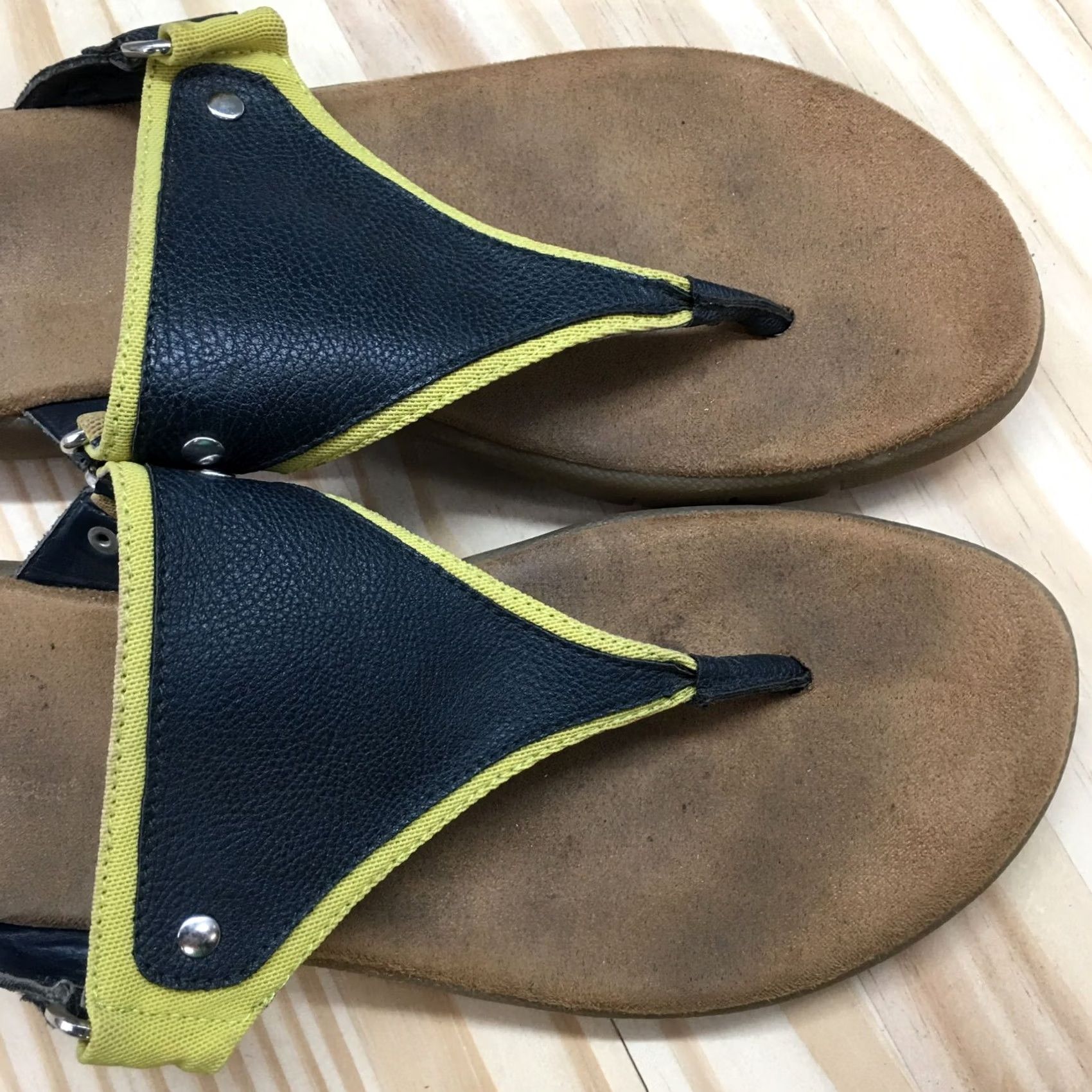 Vintage Aerosoles Sandals Womens 8 M Wip About Thong Blue Faux Leather Toe Post Size US 8 / IT 38 - 6 Thumbnail