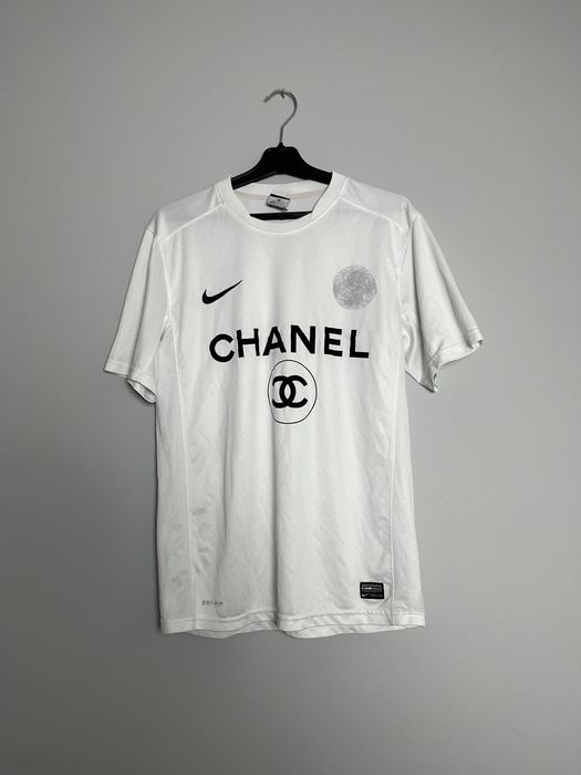 Nike chanel soccer discount jersey