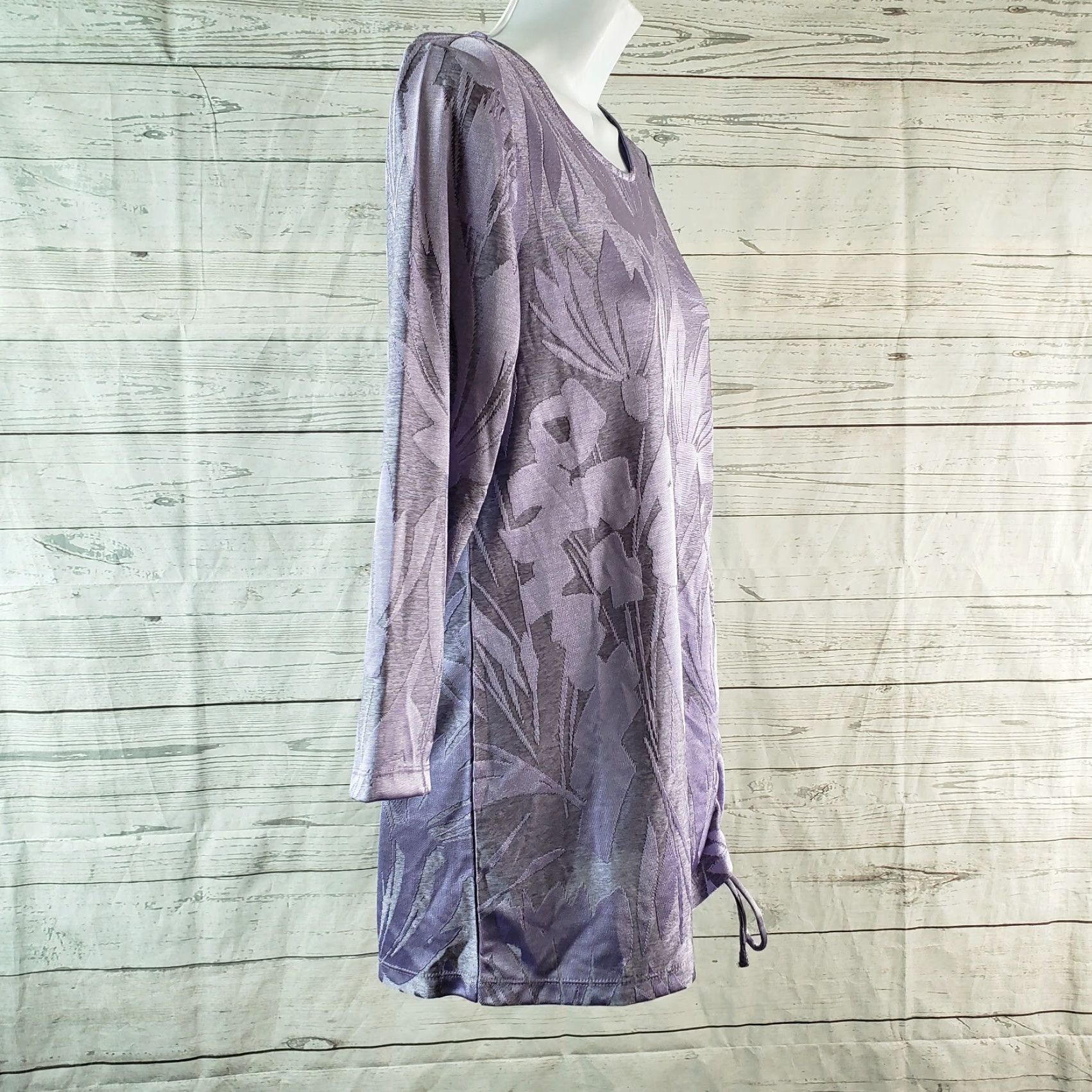 Vintage Susan Graver Womens Top XS Purple Floral 3/4 Sleeve Cinched Front Blouse Shirt Womens XS Purple Floral 3/4 Sleeve Cinched Front Size XS / US 0-2 / IT 36-38 - 3 Thumbnail