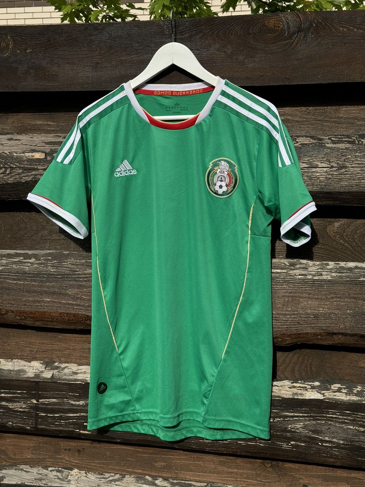 Adidas × Vintage 2010 Adidas Mexico green vintage soccer jersey Size US S / EU 44-46 / 1 - 2 Thumbnail