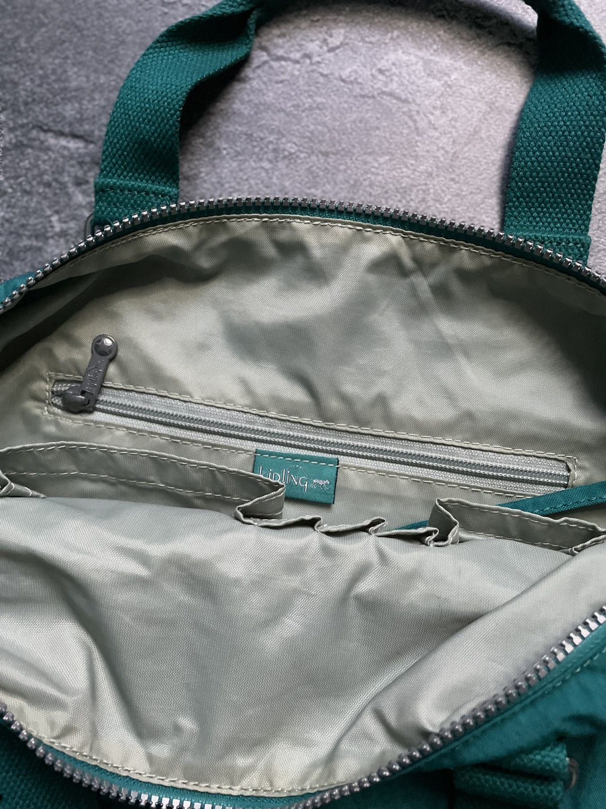 Vintage Vintage Kipling Nylon Messenger Bag, Y2K Crossbody Utility Size ONE SIZE - 3 Thumbnail
