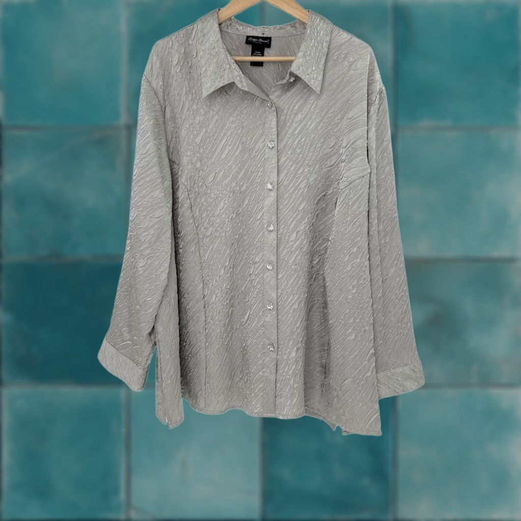 Vintage Maggie Barnes Petite 3XWP Silver Textured Button Front Blouse Shirt NWT Size XXL / US 16-18 / IT 52-54 - 1 Thumbnail
