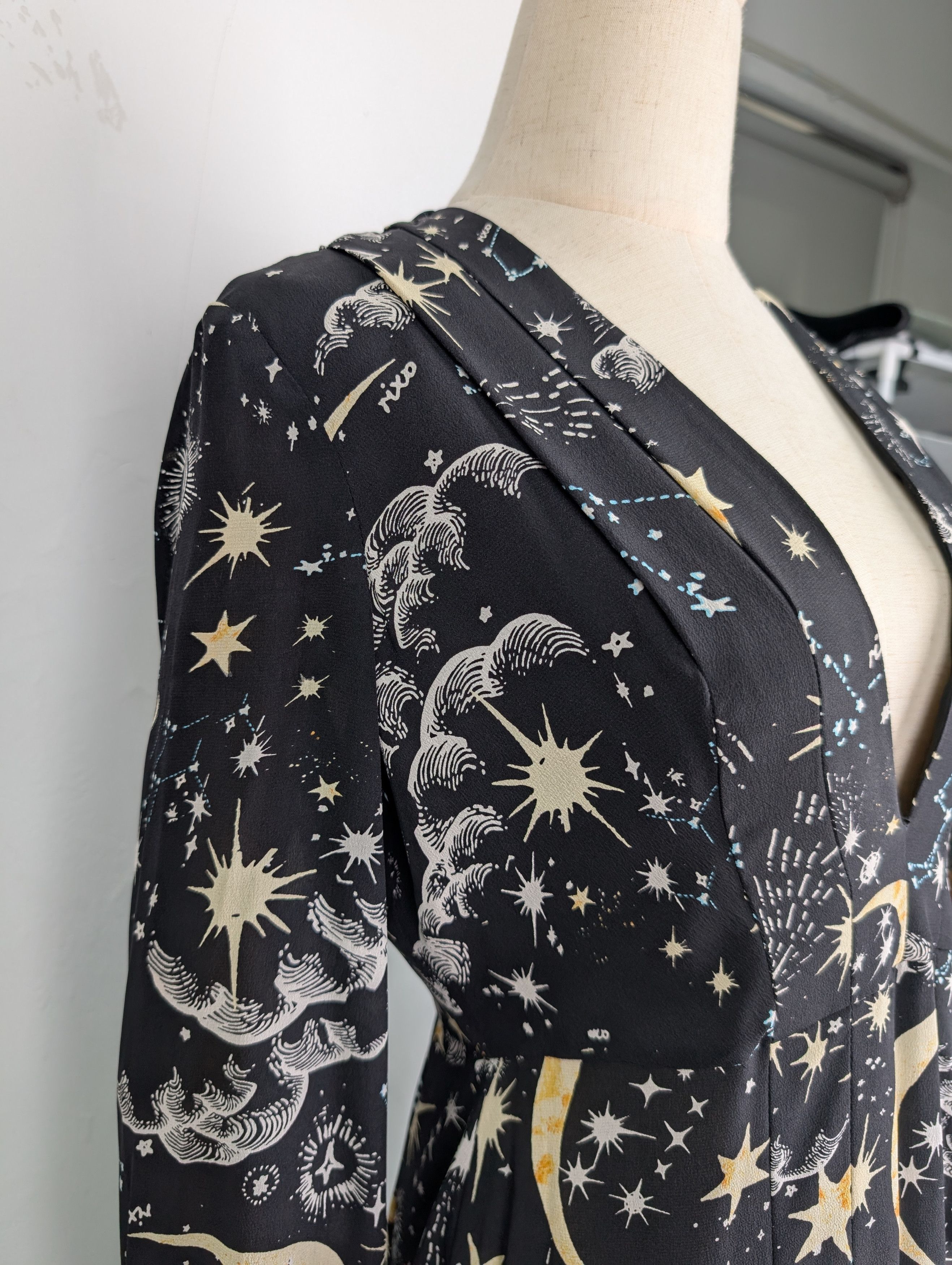 RIXO Rixo Black Star Printed Silk Dress Size S / US 4 / IT 40 - 5 Thumbnail