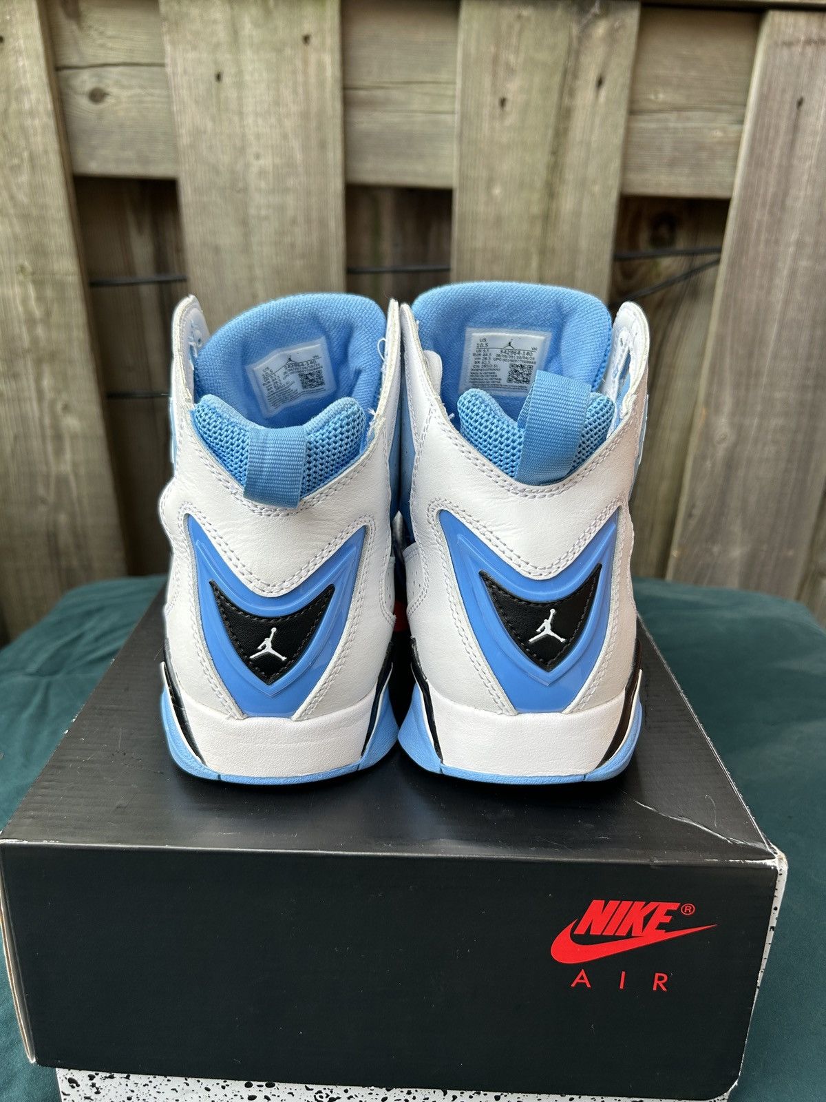 Jordan Brand × Nike Air Jordan True Flight UNC Size US 10.5 / EU 43-44 - 3 Thumbnail