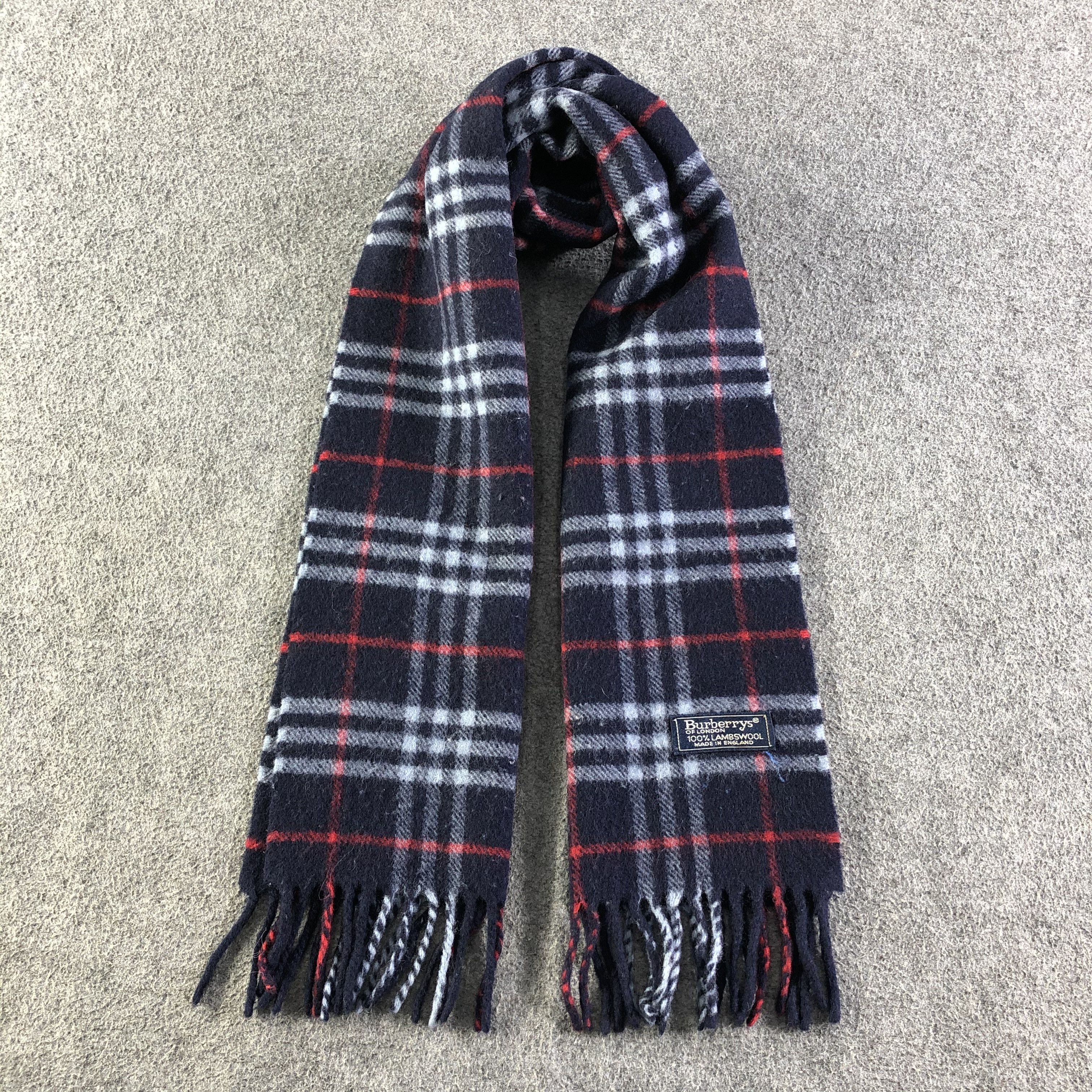 Burberry Burberry Scarf / Muffler / Neckwear P648 Size ONE SIZE - 1 Thumbnail