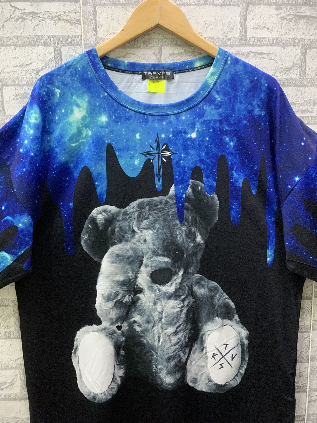 Japanese Brand Travas Tokyo Nice Design T-shirts Size US XL / EU 56 / 4 - 3 Thumbnail