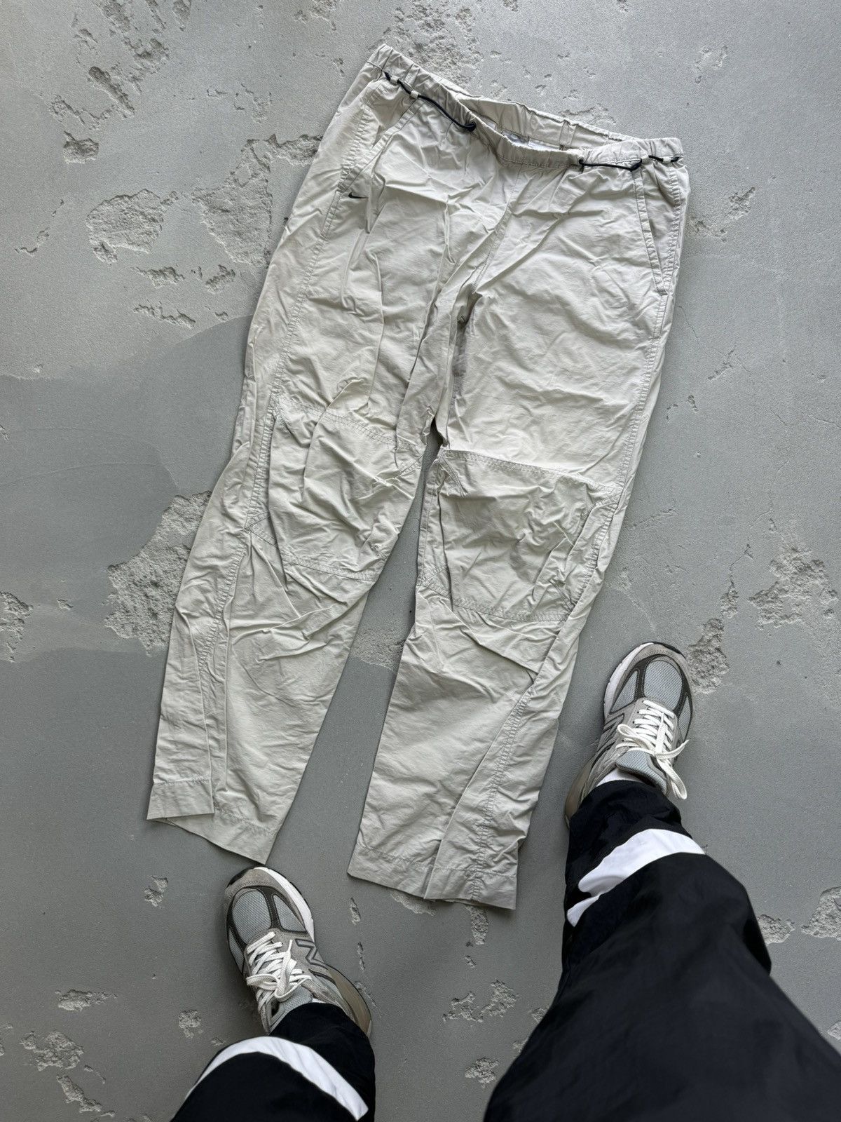 Nike × Vintage Vintage Nike Baggy Parachute Track Pants Size 34" / US 12 / IT 48 - 1 Thumbnail