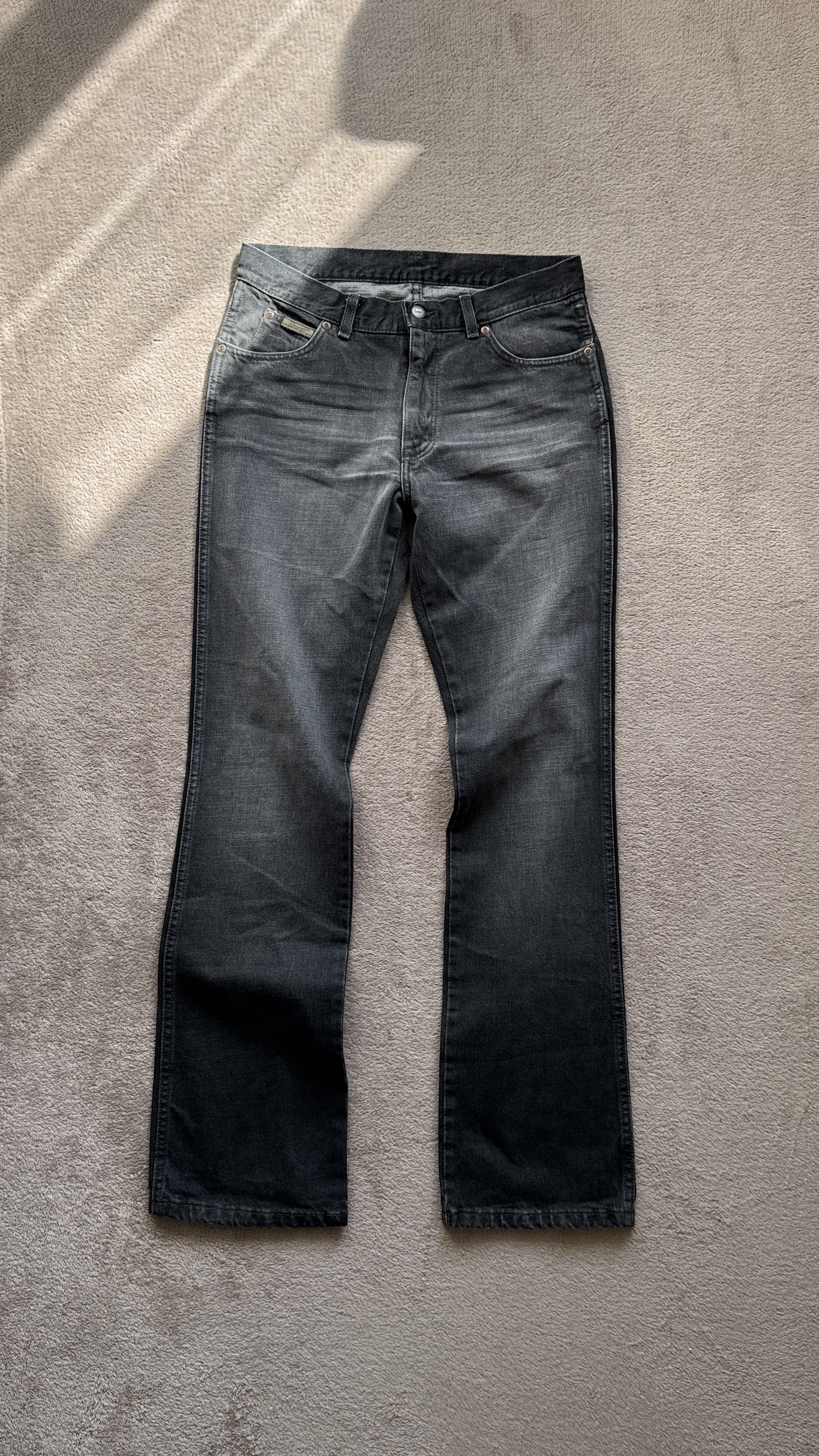 Japanese Brand Helmut Lang Vibe Wrangler Y2K Mudwash Straight Denim Jeans Size US 32 / EU 48 - 2 Thumbnail