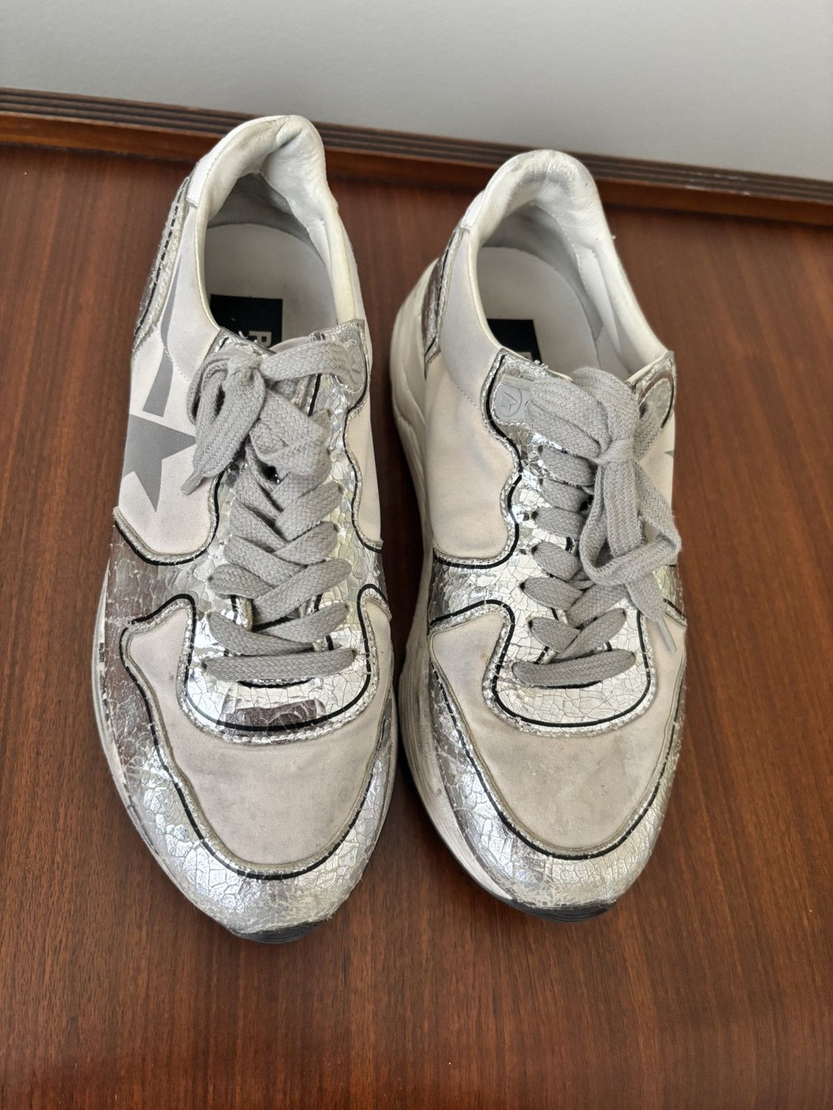 Golden Goose Golden Goose Runners Size US 7 / IT 37 - 2 Thumbnail