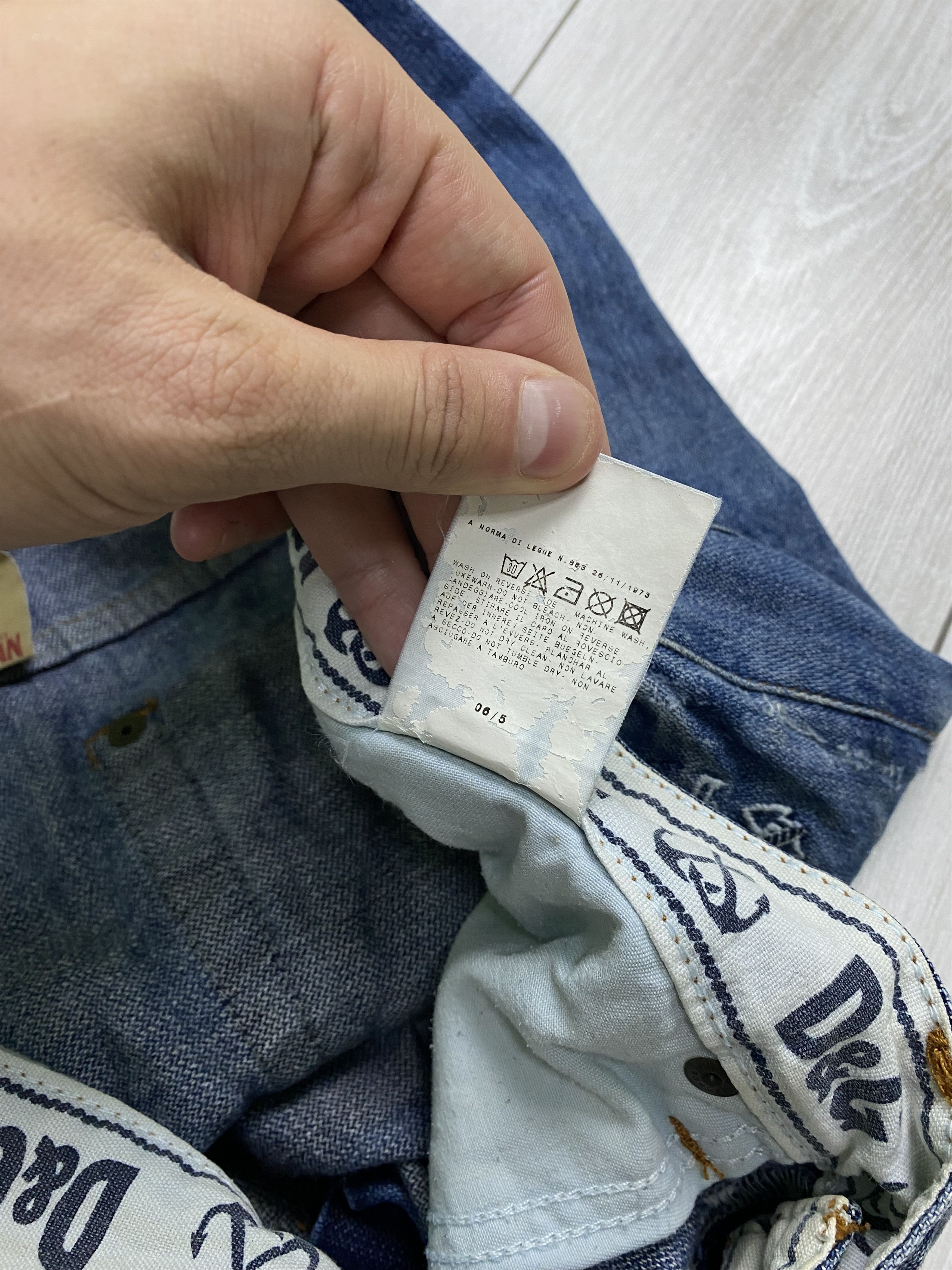 Dolce & Gabbana Vintage Dolce & Gabbana marina yachting distressed jeans Size US 30 / EU 46 - 12 Thumbnail