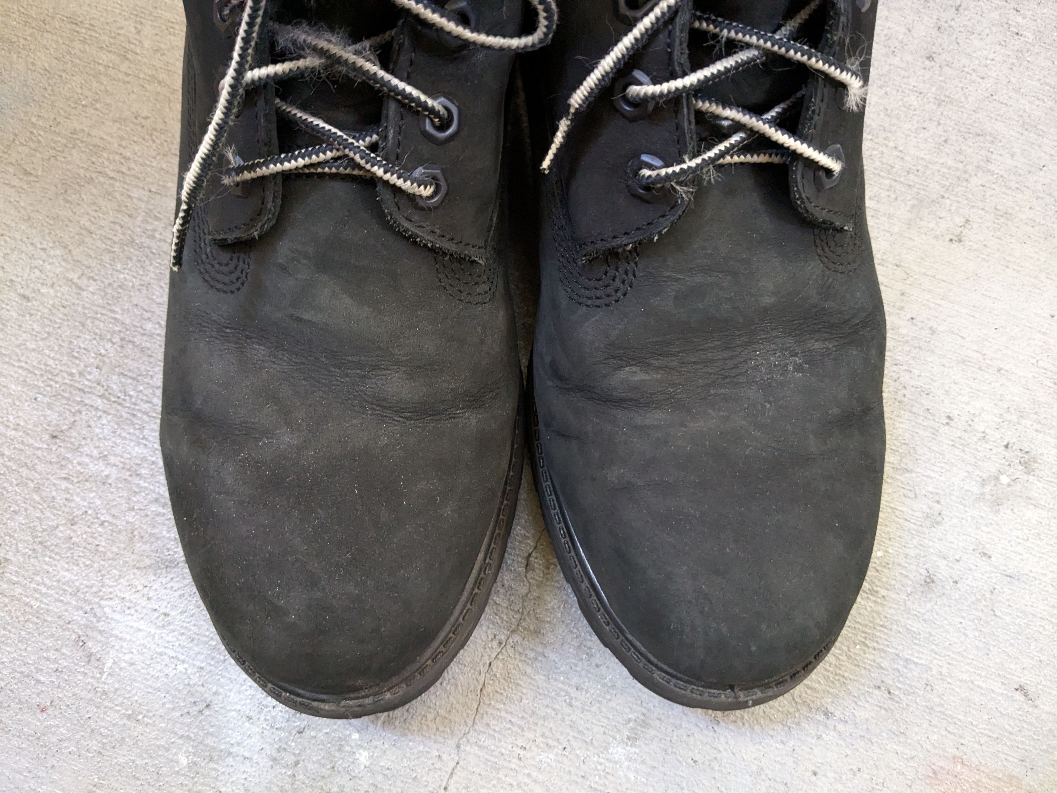 Timberland Timberland Boots Size 9.5 M Black Suede 6" Nubuck Suede Size US 9.5 / EU 42-43 - 5 Thumbnail