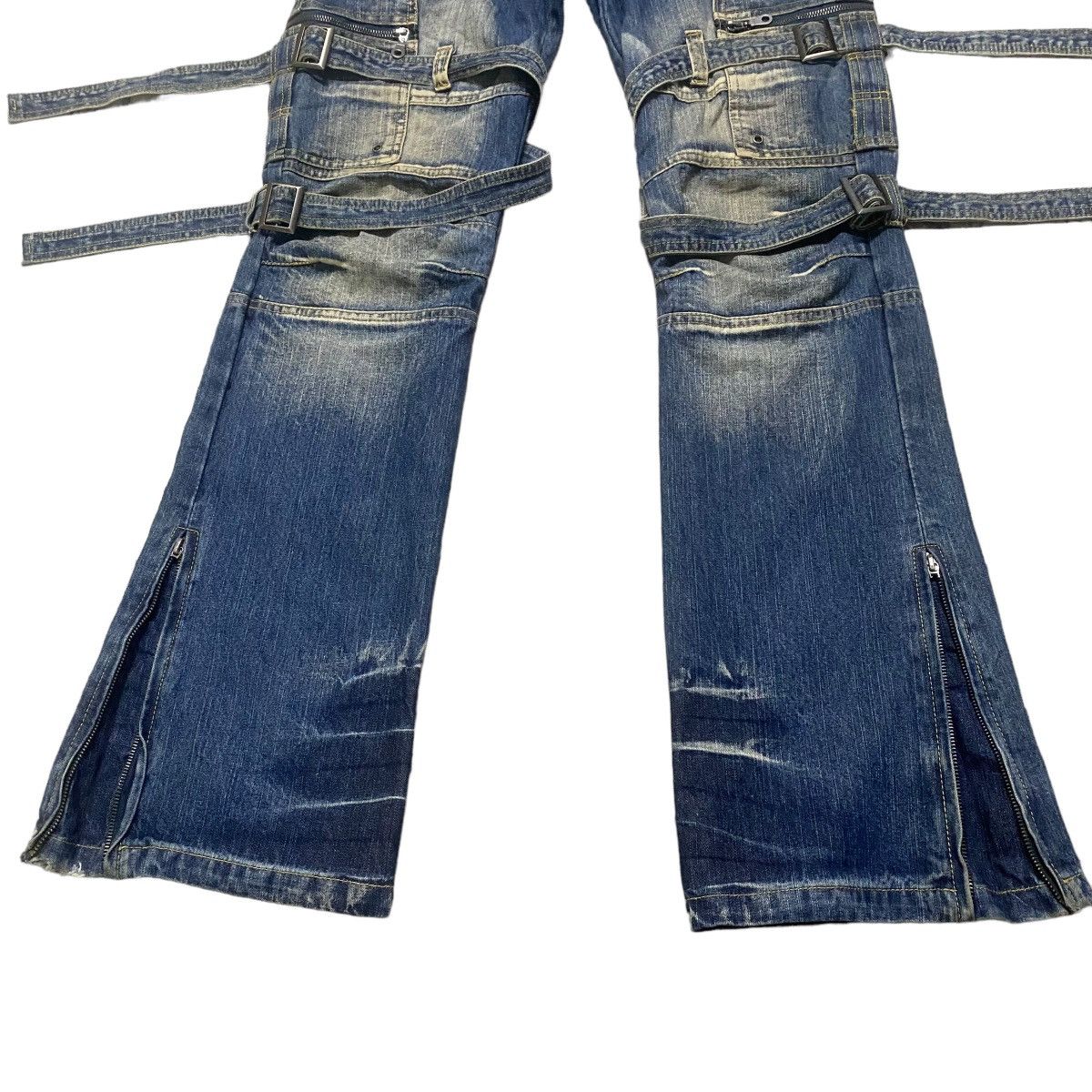 Japanese Brand Japanese Brand TOPISM Denim Bondage Raver Pants Size US 32 / EU 48 - 7 Thumbnail