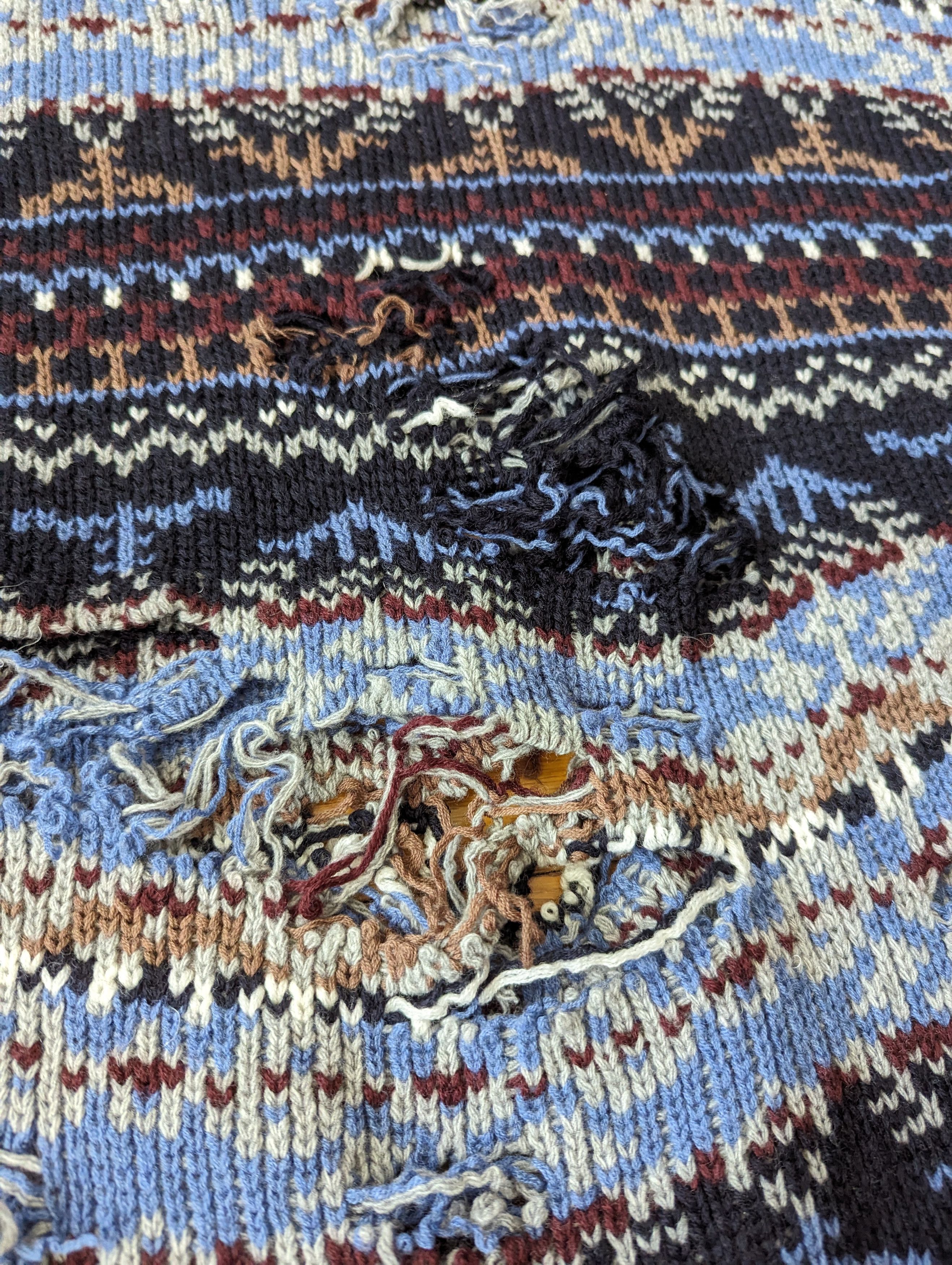 Balenciaga SAMPLE FA21 Destroyed Fair Isle Knit Size US L / EU 52-54 / 3 - 5 Thumbnail