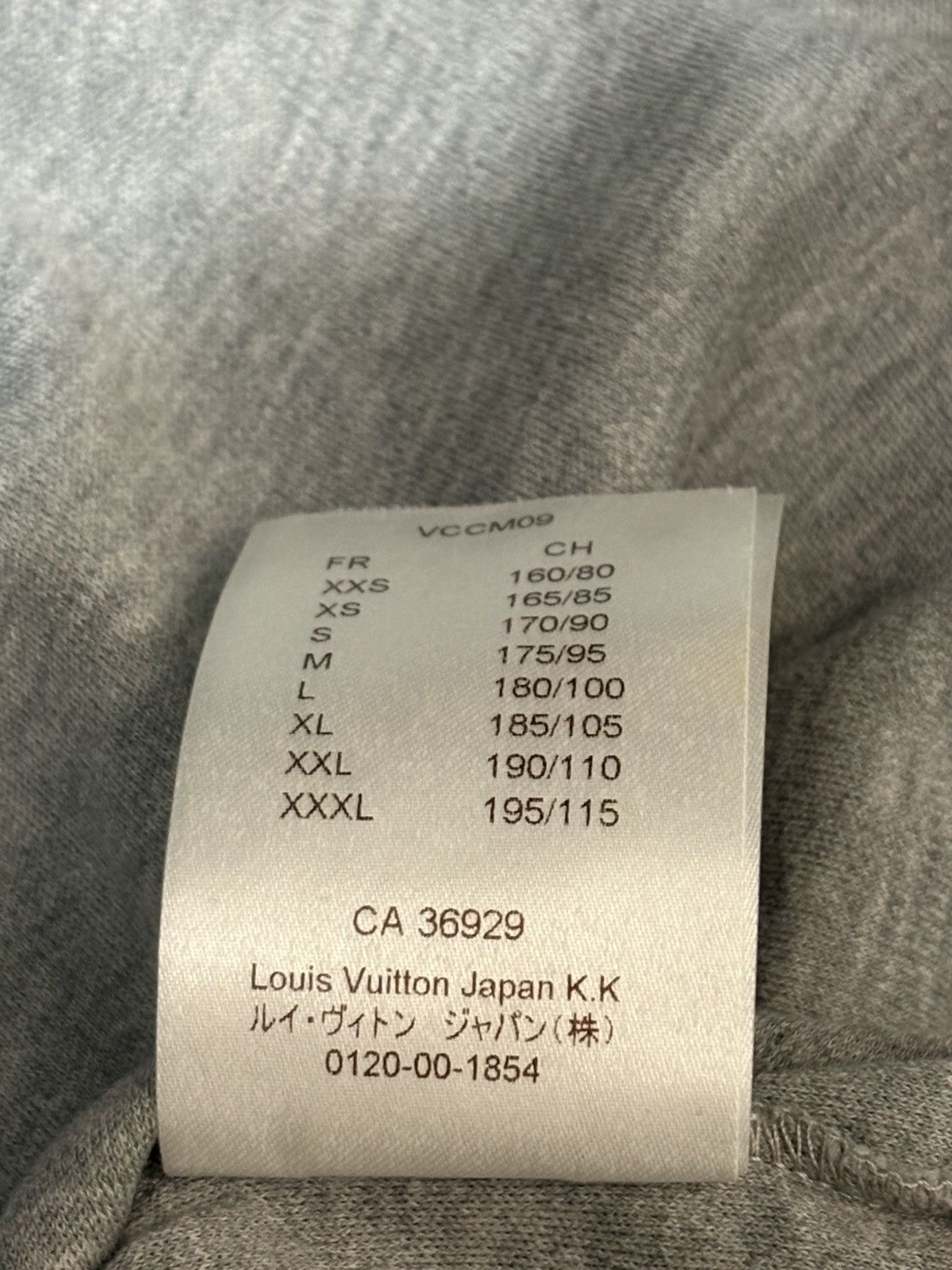 Louis Vuitton LOUIS VUITTON MOTIF VOLEZ VOGUEZ VOYAGEZ LONG SLEEVE SHIRT Size US M / EU 48-50 / 2 - 6 Thumbnail
