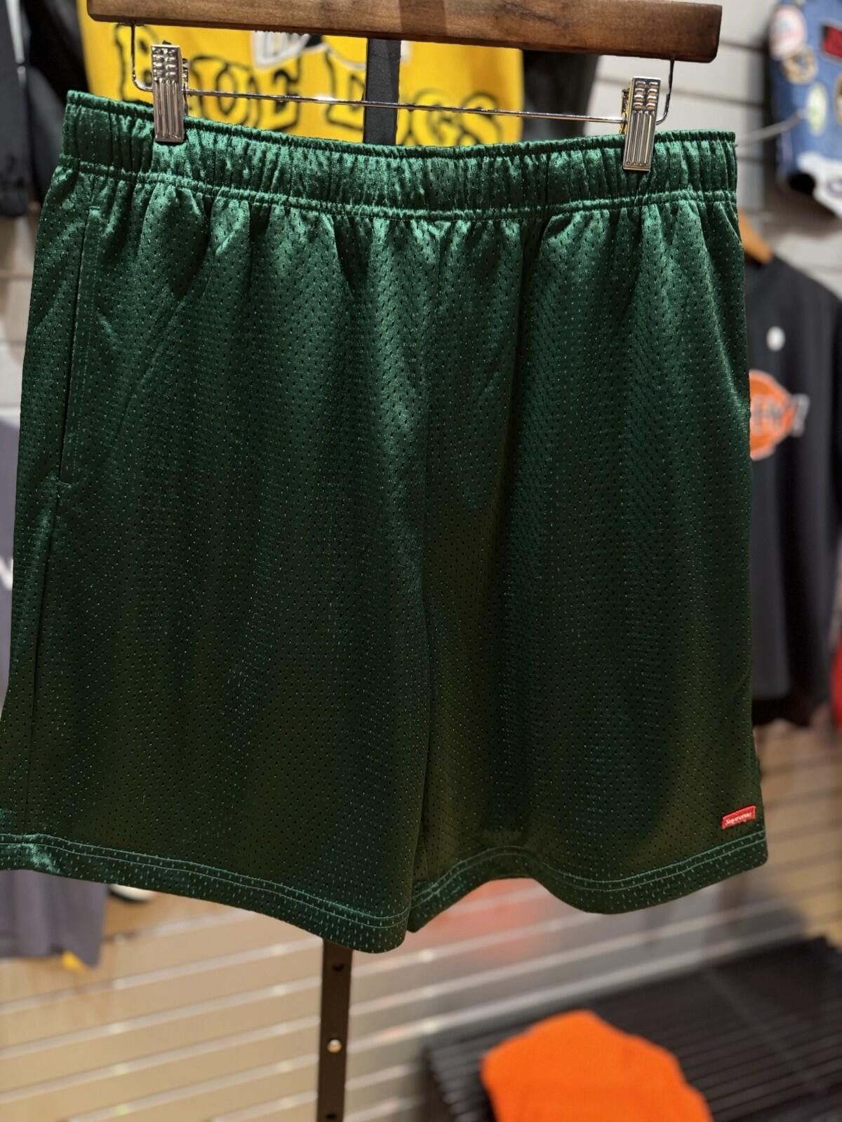 Supreme Supreme Small Box Baggy Mesh Shorts Size Small Green New Size US 30 / EU 46 - 6 Thumbnail